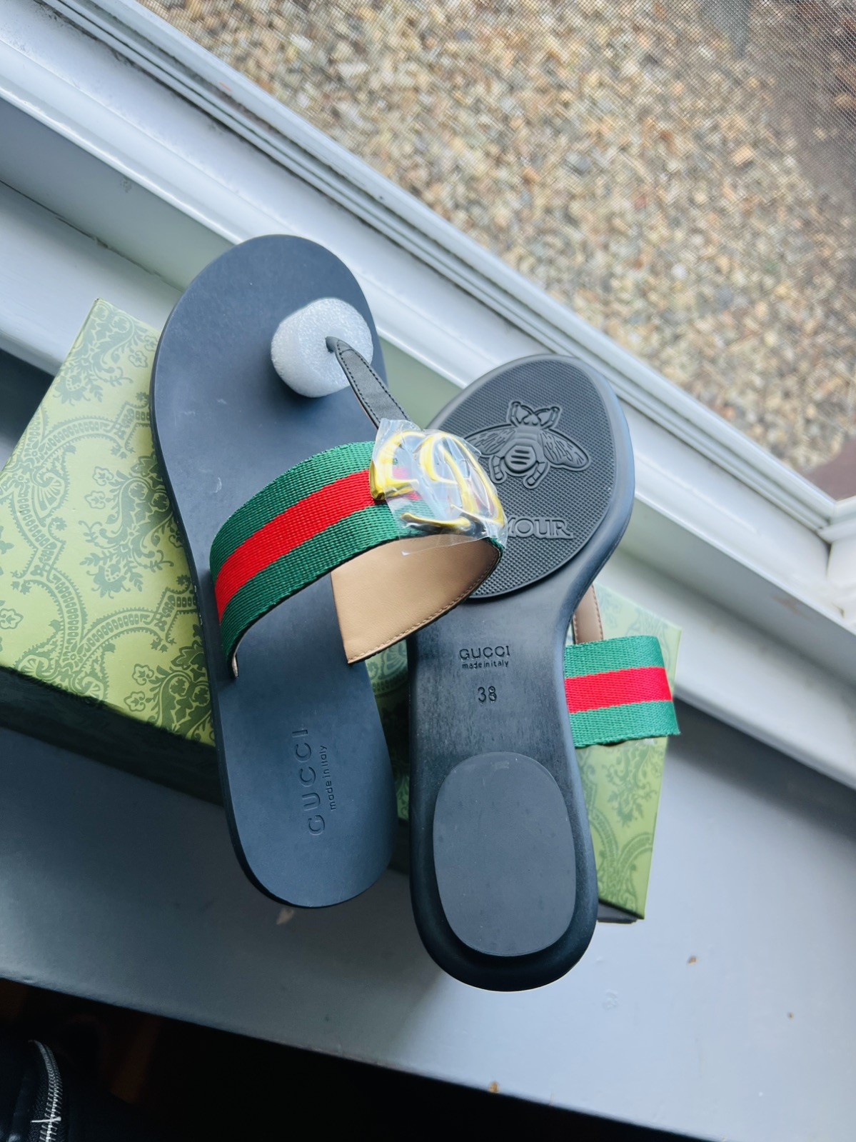 Gucci Women Sandals Red and Green Size US 9 UE39
