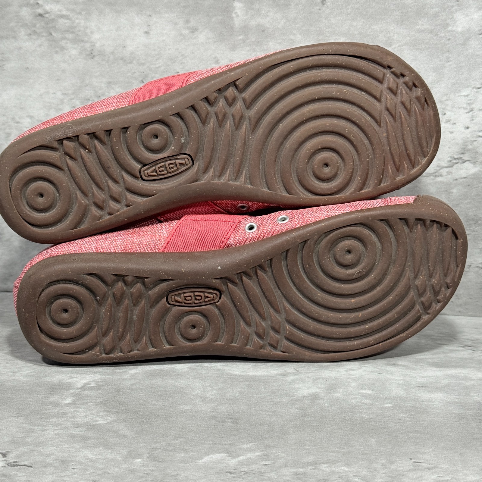 KEEN Sienna Red Coral Slip On Mary Jane Style Shoes Flats Women’s Size 7.5
