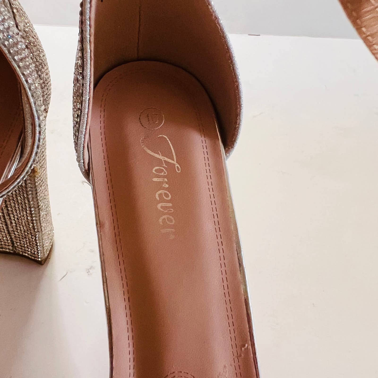 Forever Josina Rhinestones Block Heel Sandals Size 10 Silver