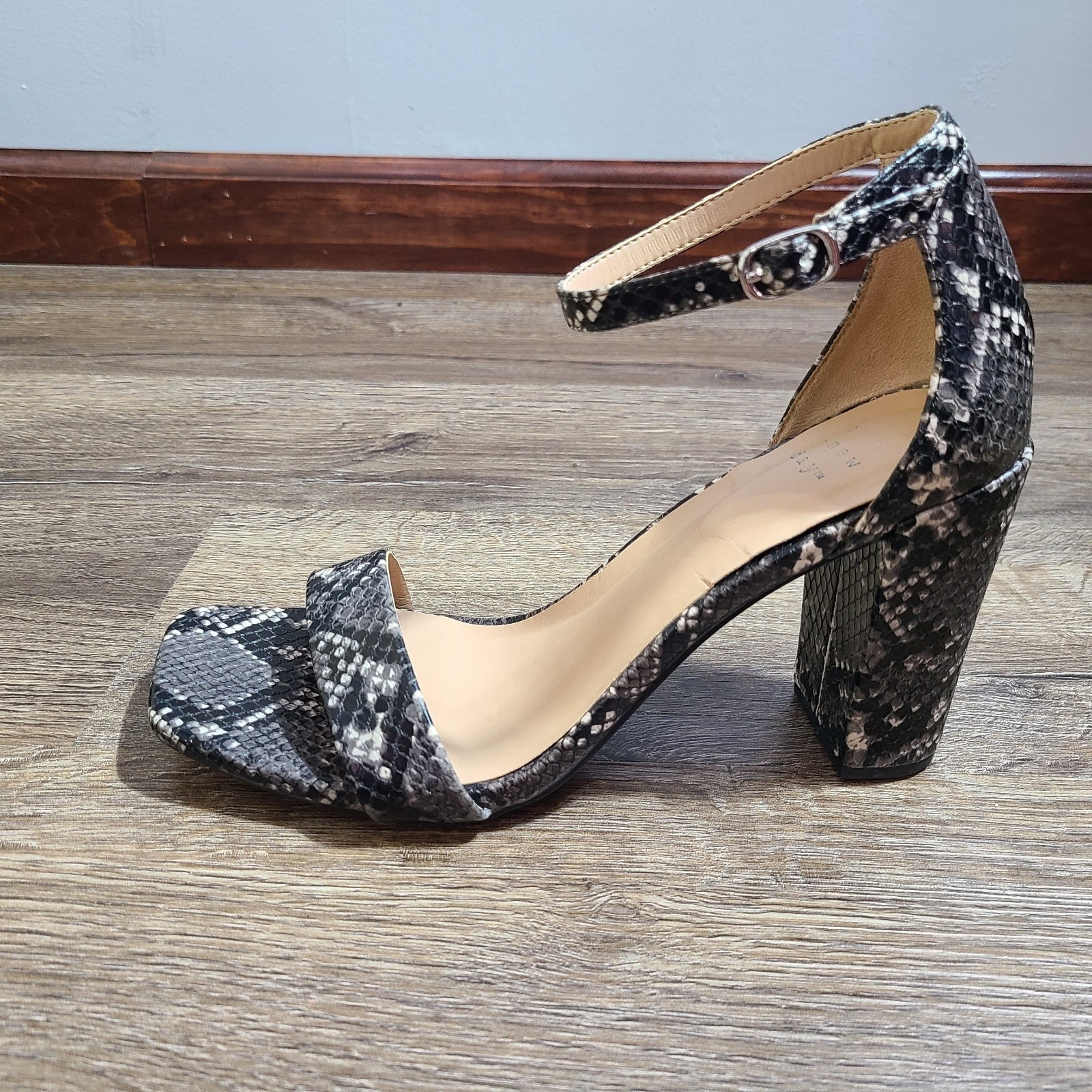 A New Day Faux Snake Skin Black & White Open Toe Ankle Strap Block Heel SIZE 8.5