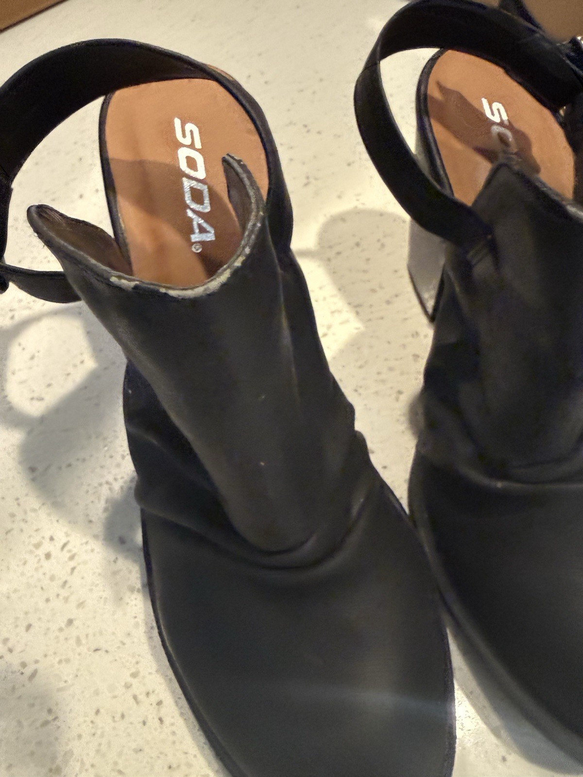 Women’s Soda Mule Color Black Size 7.5 Ankle Straps