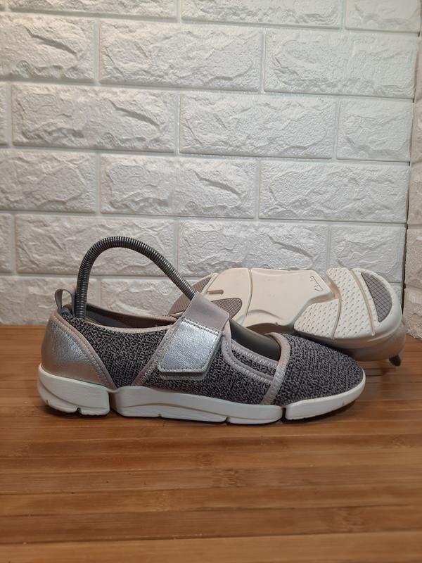 ladies clarks loafers grey textile 37