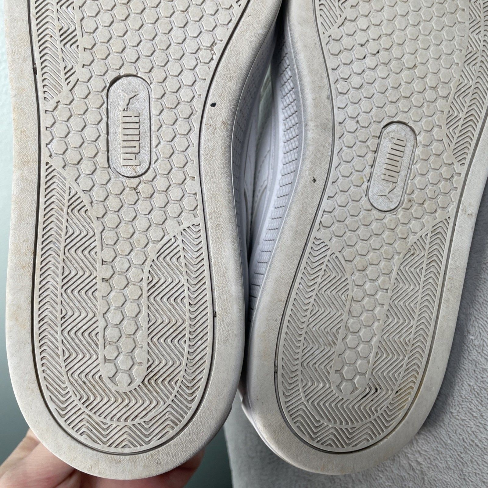 PUMA Women’s Smash Platform v3 Sneakers Size 9 Soft Foam Comfort