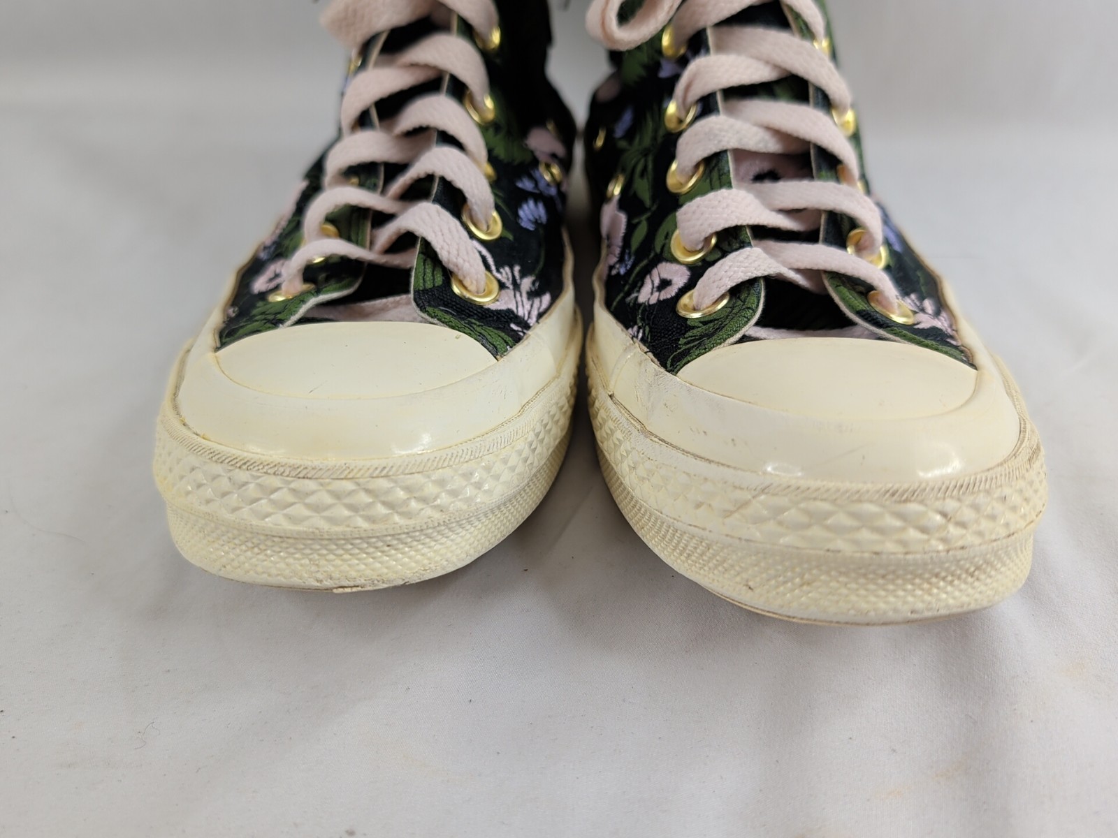 Converse Chuck Taylor All Star Sneakers CHERRY BLOSSOM Limited Edition Sz 7.5