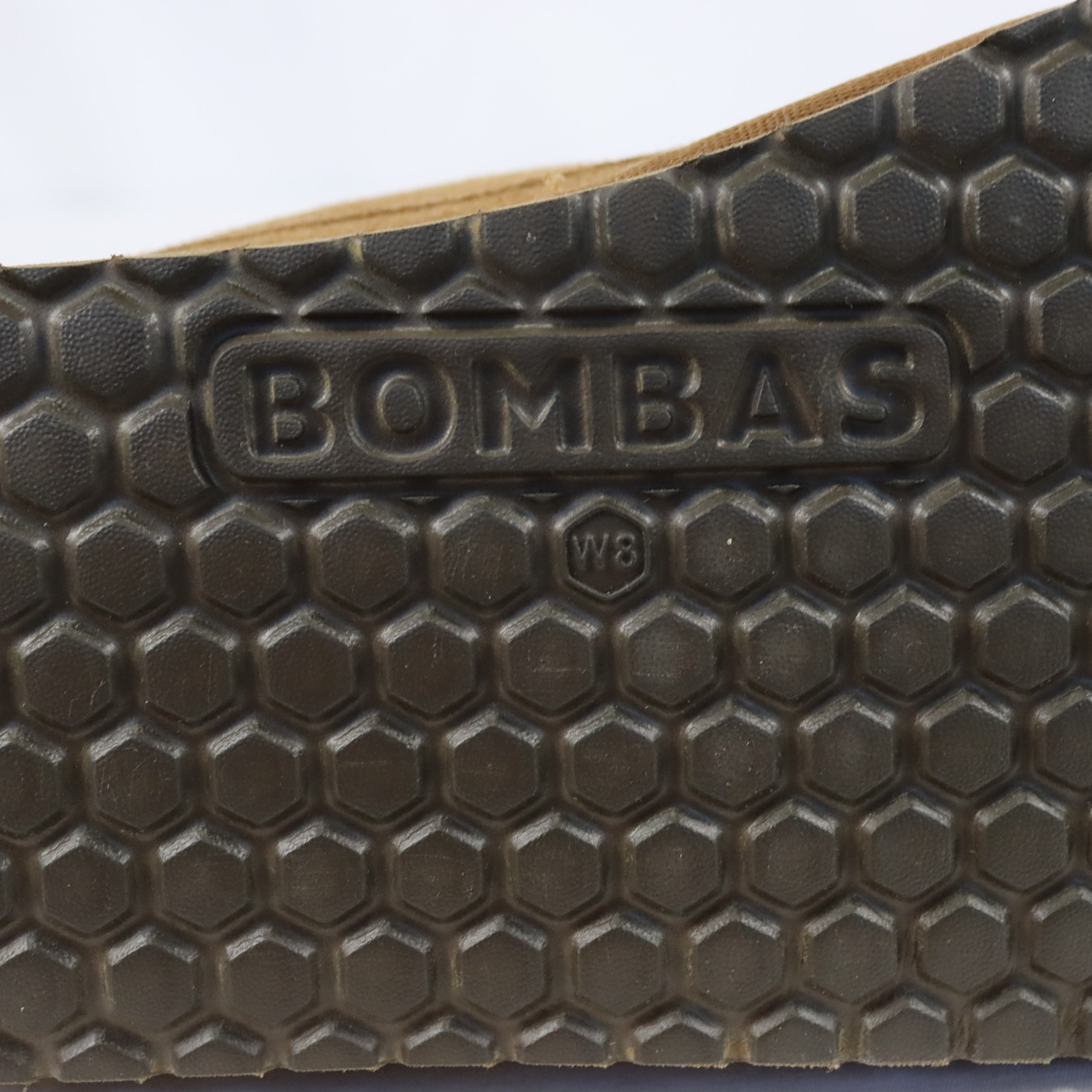 Bombas Saturday Suede Slip On Comfortable Grip Slippers In Camel Women’s Size 8