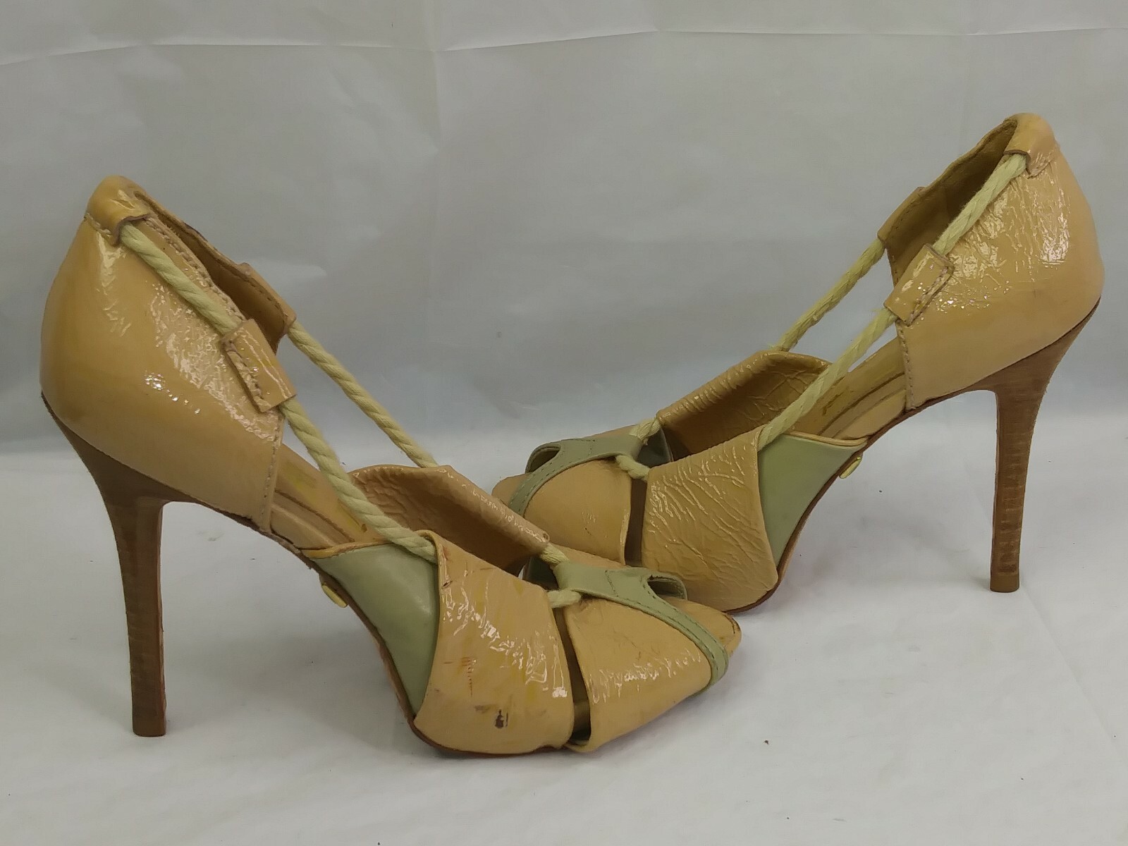 LAMB Women US 6 4″ Heels Stilletos peep toe Gwen Stefani patent leather 2789