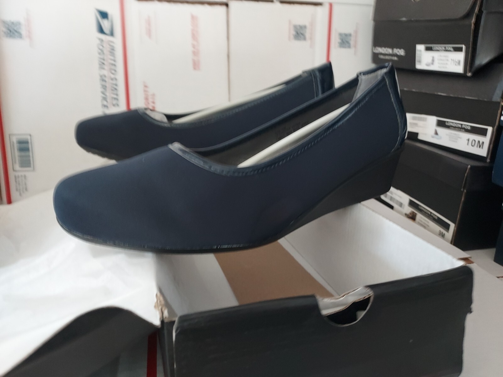 LONDON FOG Chester NAVY BLUE Neoprene Dress Wedge womens size 10 M, #trl8