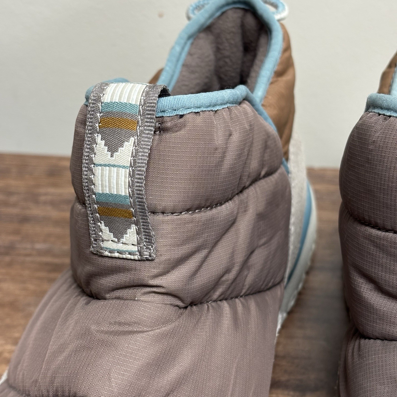 L.L. Bean Mountain Classic Quilted Ankle Boots Women 8 Gray Taupe Winter Spring