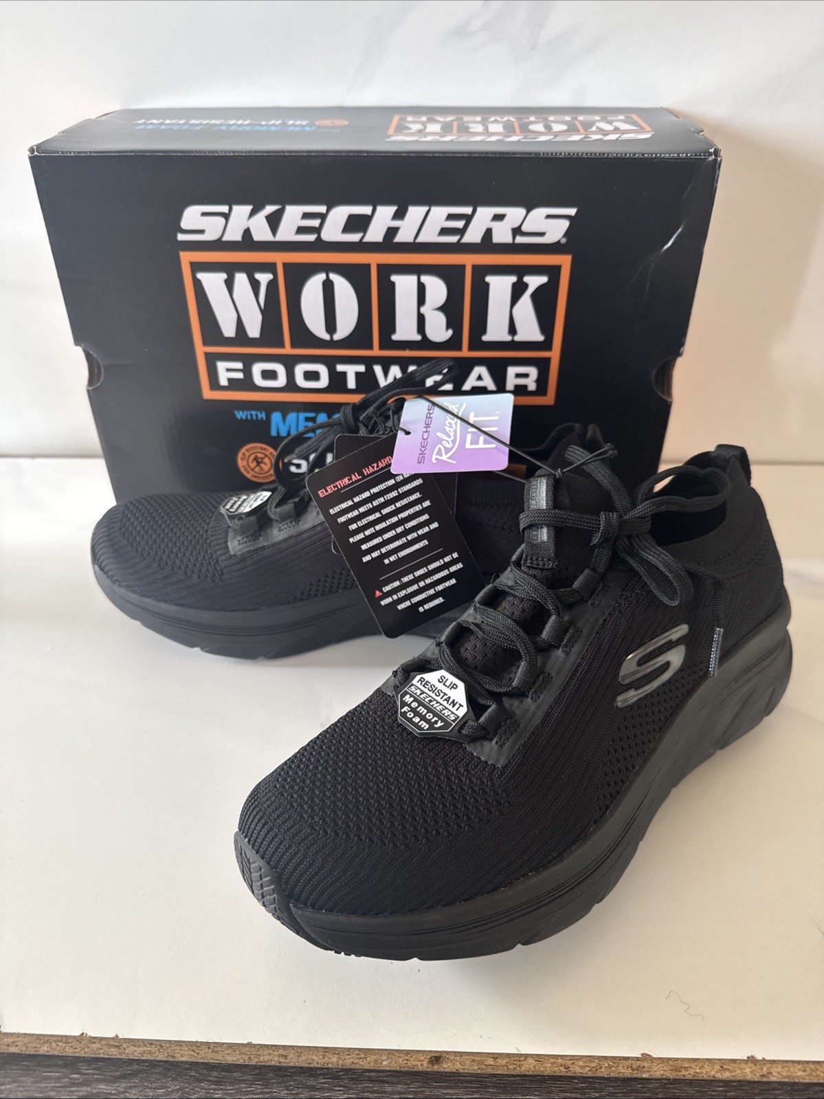 Women’s Skechers Size 10 Work Relaxed Fit Shoes Non-Slip Memory Foam Black NEW