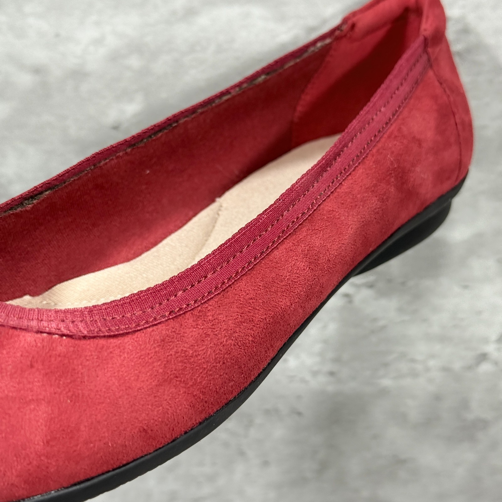 Collection by Clarks Gracelin Zone Red Suede Slip On Ballet Flats Women’s 9.5 W