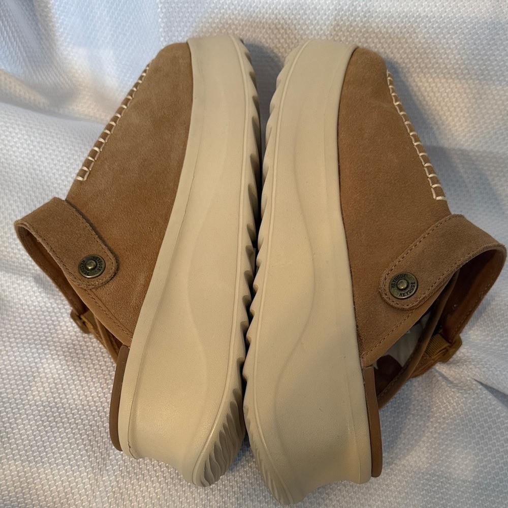 Hey Dude Delray Clog Suede Chestnut Brown Platform Mules Womens 11 44259-265
