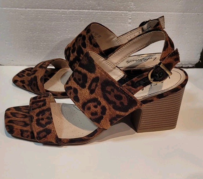 Sz 10m Life Stride Soft System Flex Animal Leopard Print 3.5in Block Heels