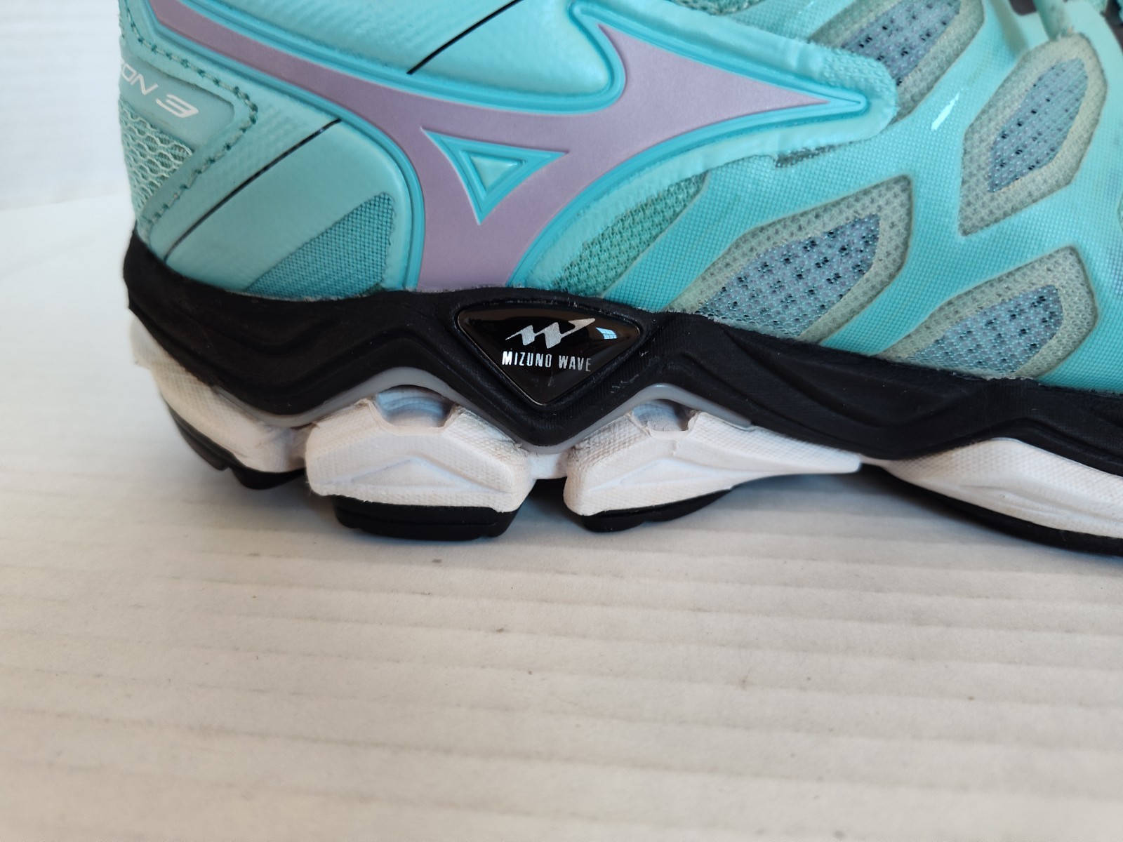 Mizuno Wave Horizon 3 Womens Running Shoes Size 8 Angel Blue Lavender Frost