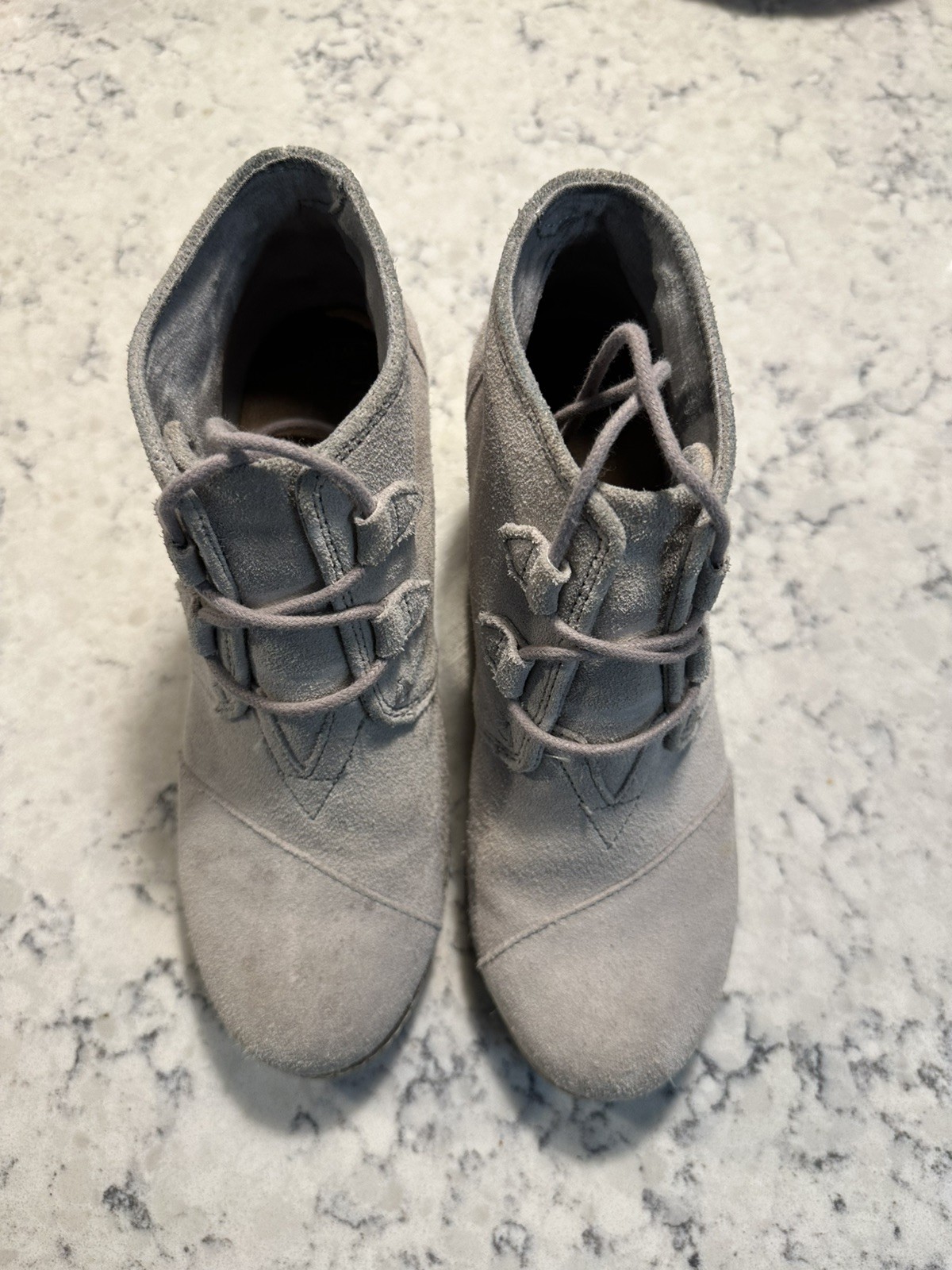 TOMS Wedge Ankle Booties Taupe Suede Leather SIZE 7 Women’s Shoes Lace-up