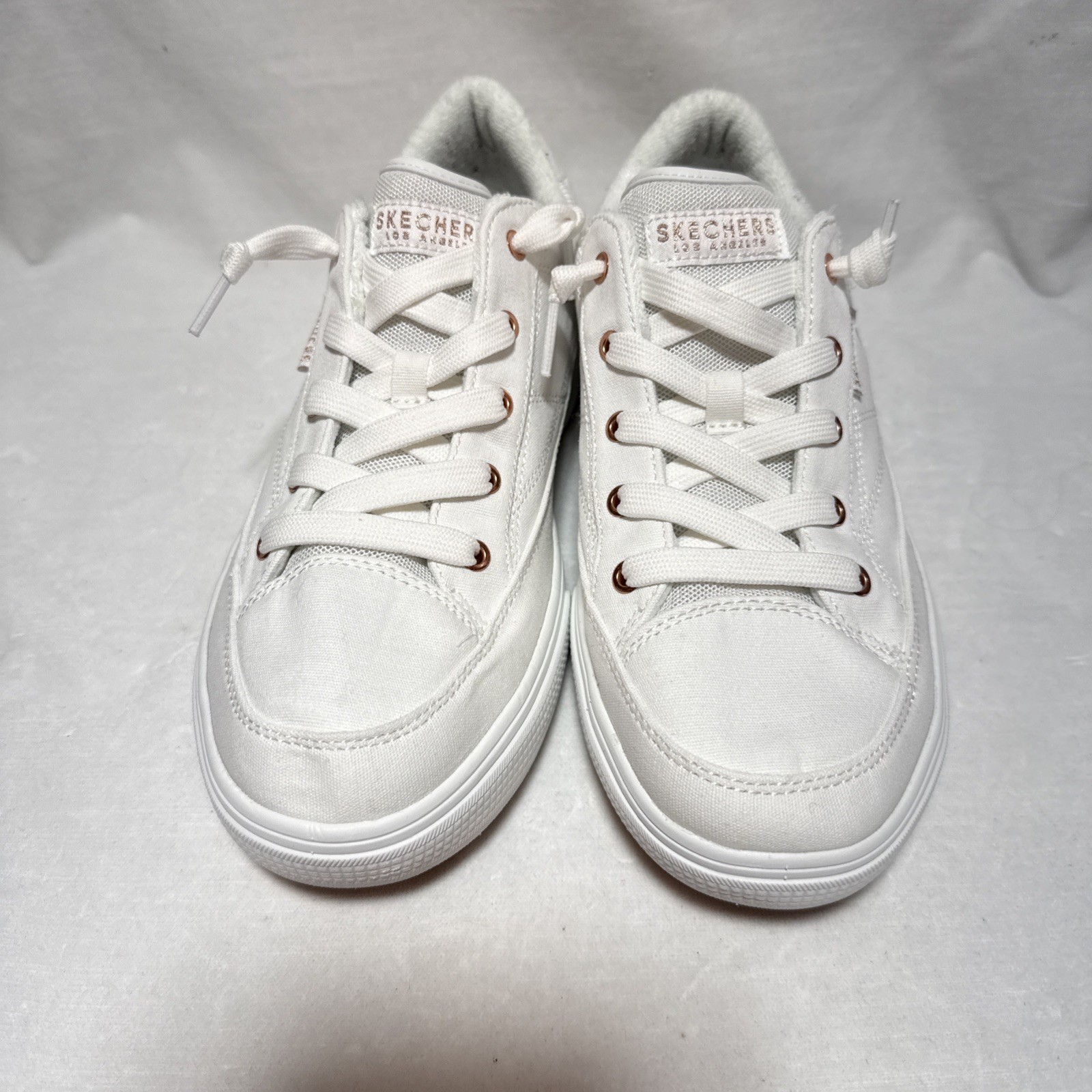 Skechers Women 8.5 Wide Arch Fit Arcade 177190W White Casual Shoes Low CLEAN