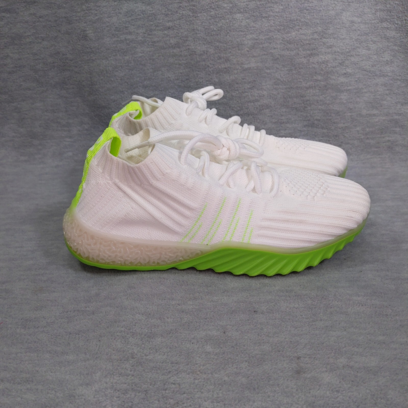 Danskin Positive Women’s Size 5.5 Light Comfort Sneakers White Neon Green Shoes