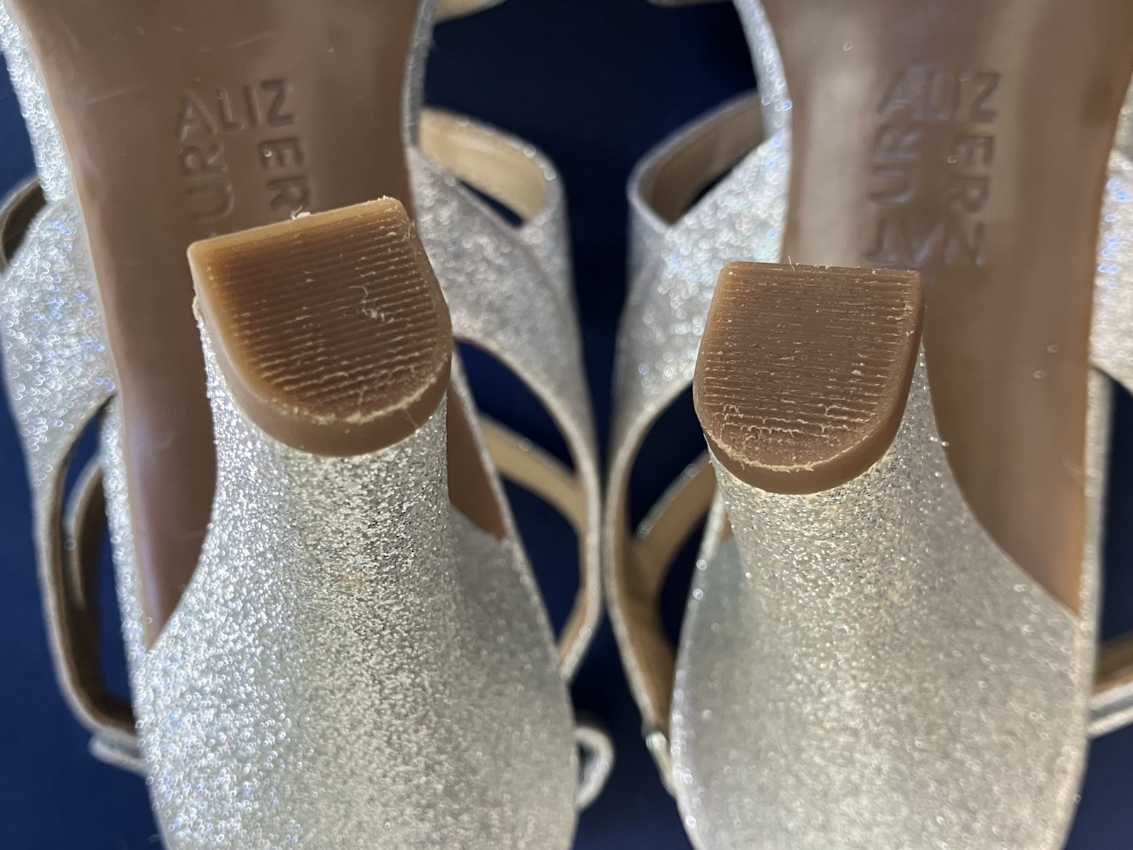 Naturalizer Dianna Silver Sparkle Glitter Strappy Platform Sandals Heels 8.5