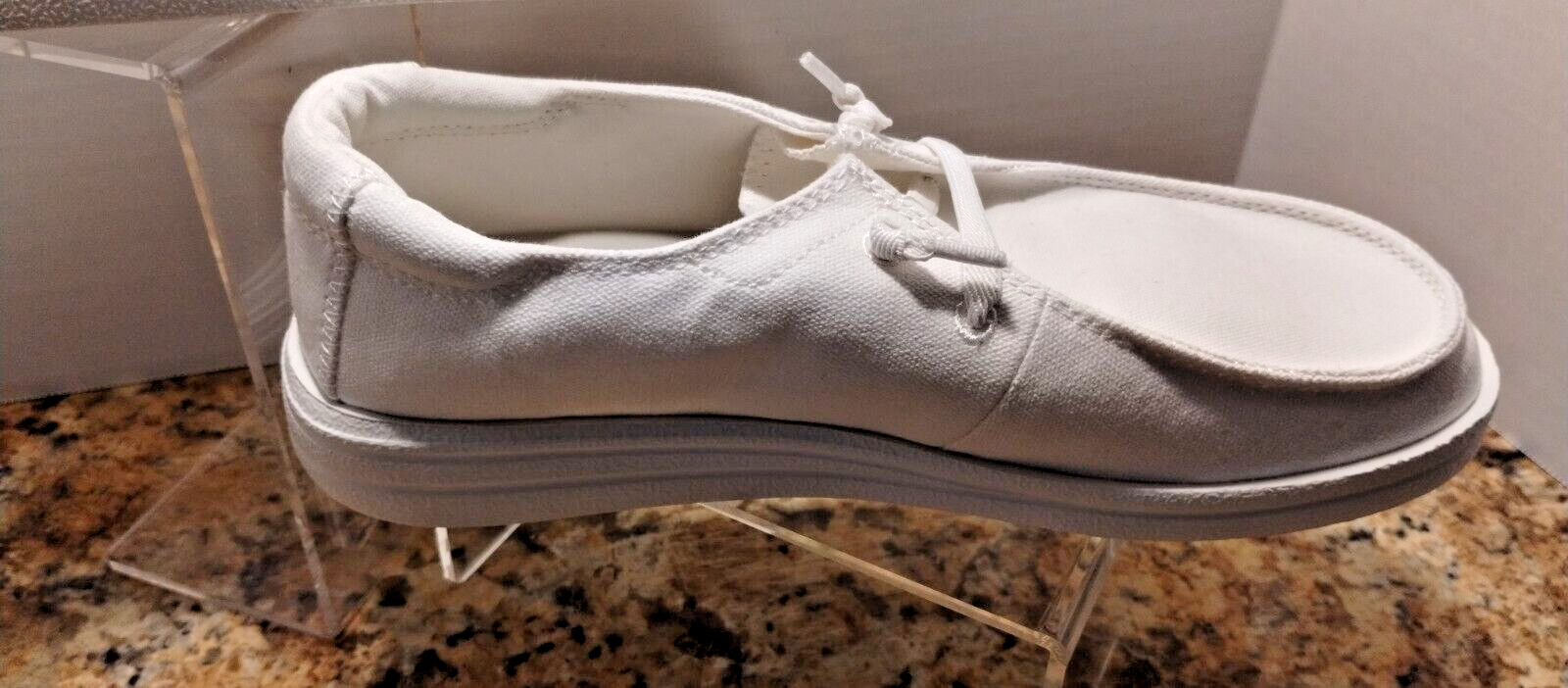 Women shoes Lizzy foam Mad Love White Recycled Materials Eco Friendly 2016