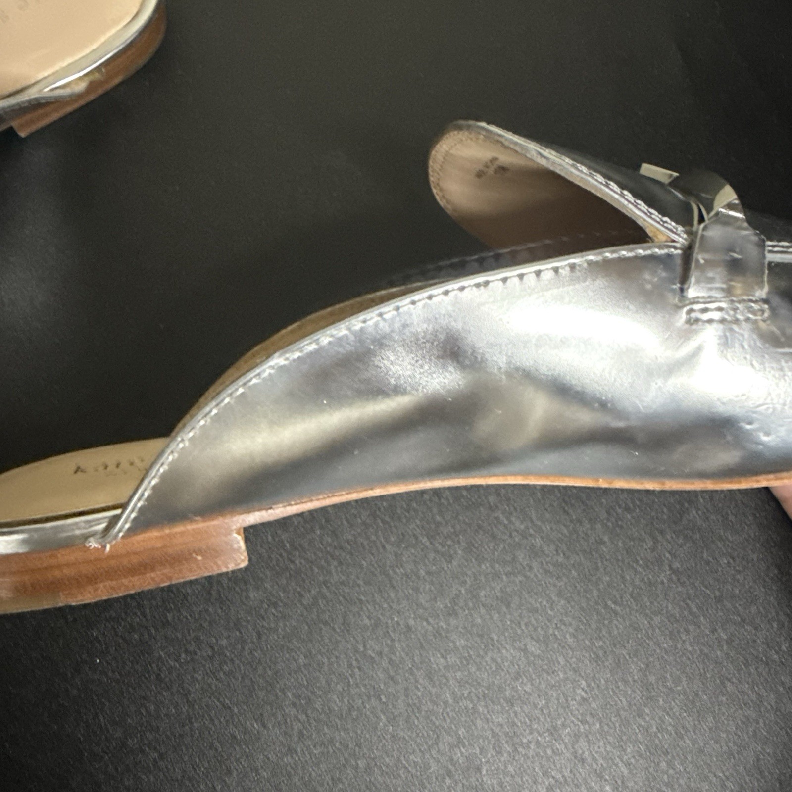 Kate Spade New York Laura Silver Specchio Leather Mules Slides Women Size 10M
