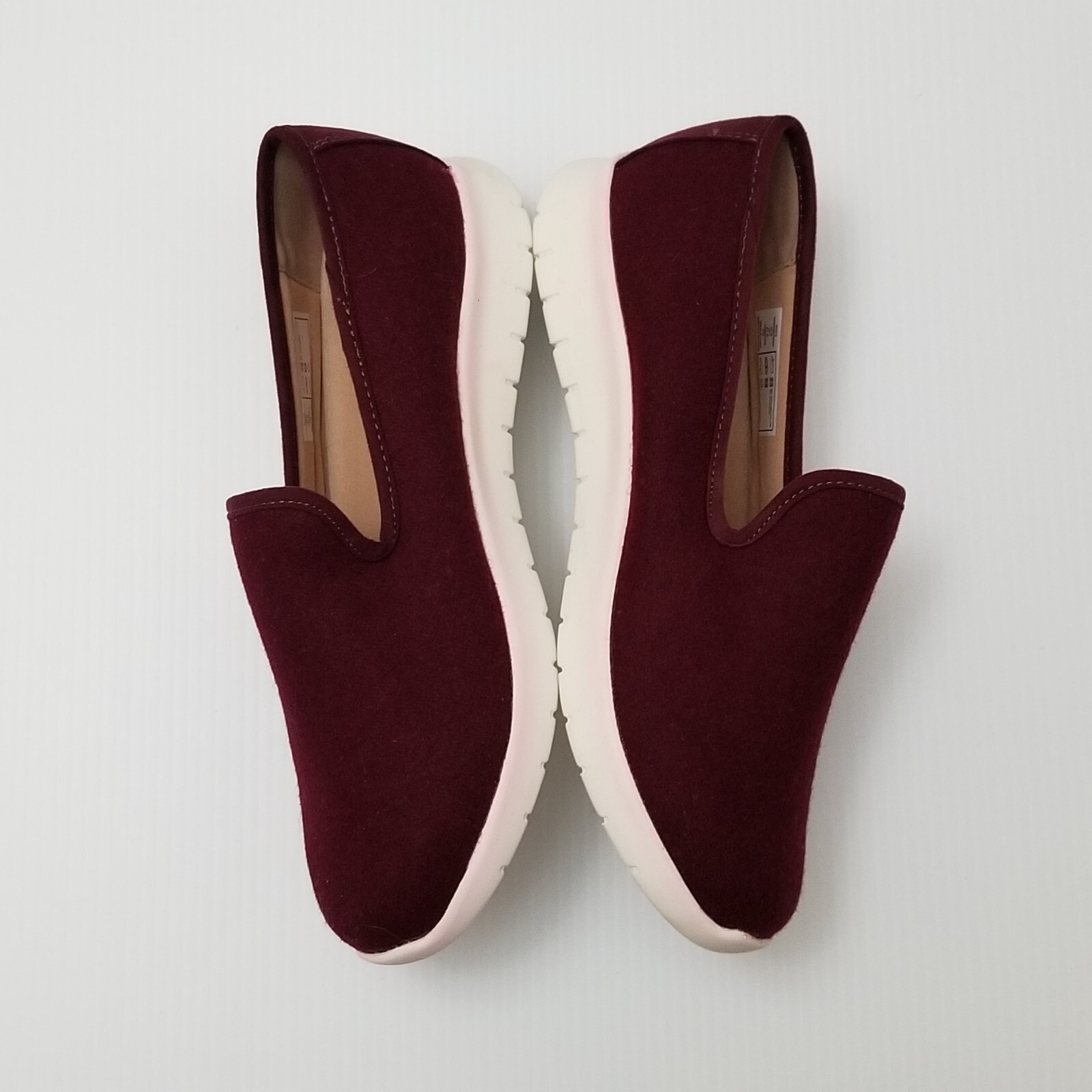 Lands End Womens 501815 Lightweight Comfort Wool Slip On Shoe Deep Claret 6D EUC