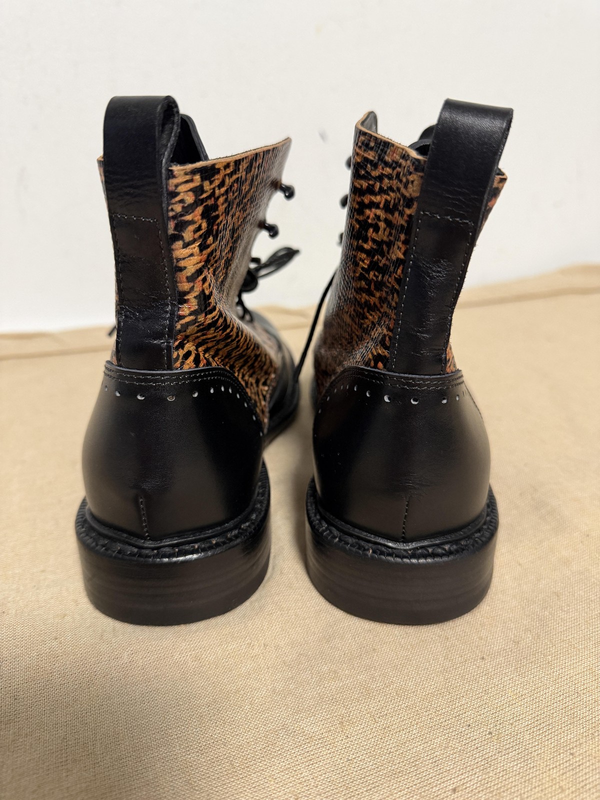 Rag & Bone Boots Womens Size 7 Black Animal Print Wingtip Leather Combat