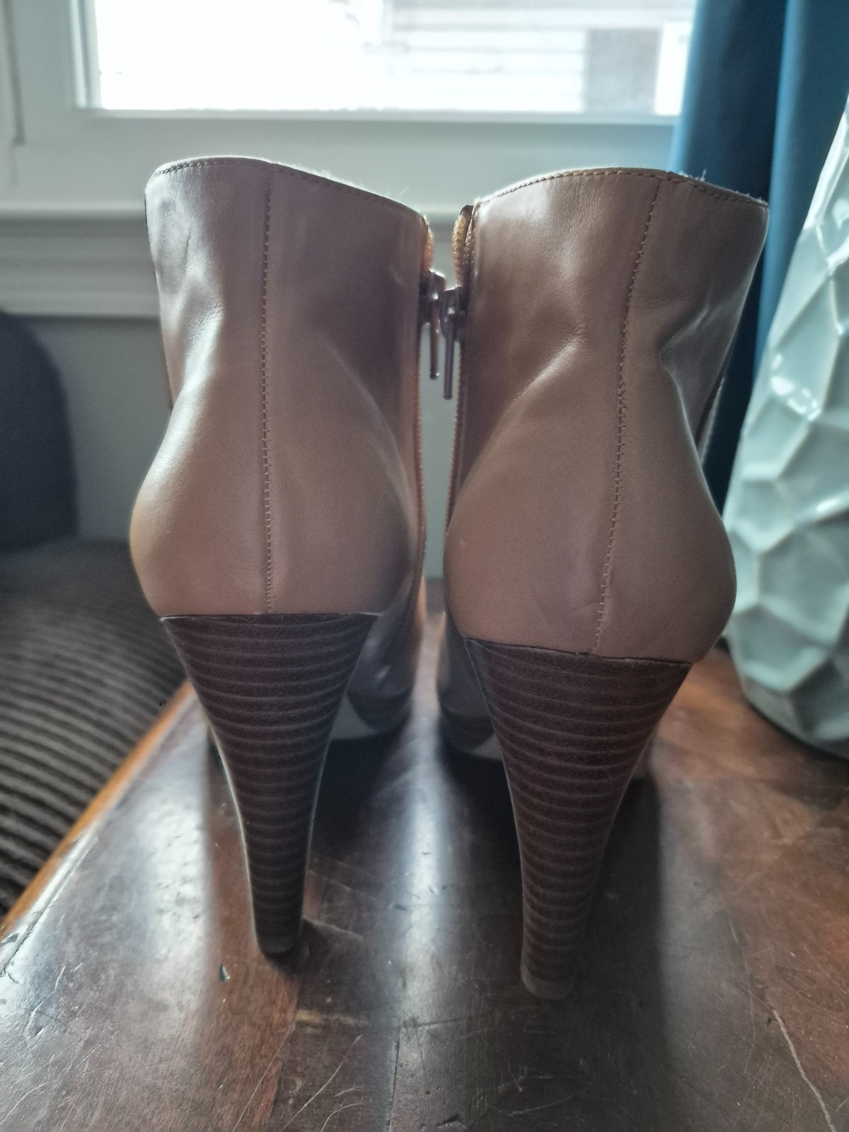 Nine West beige leather boots 8 M Trivetto