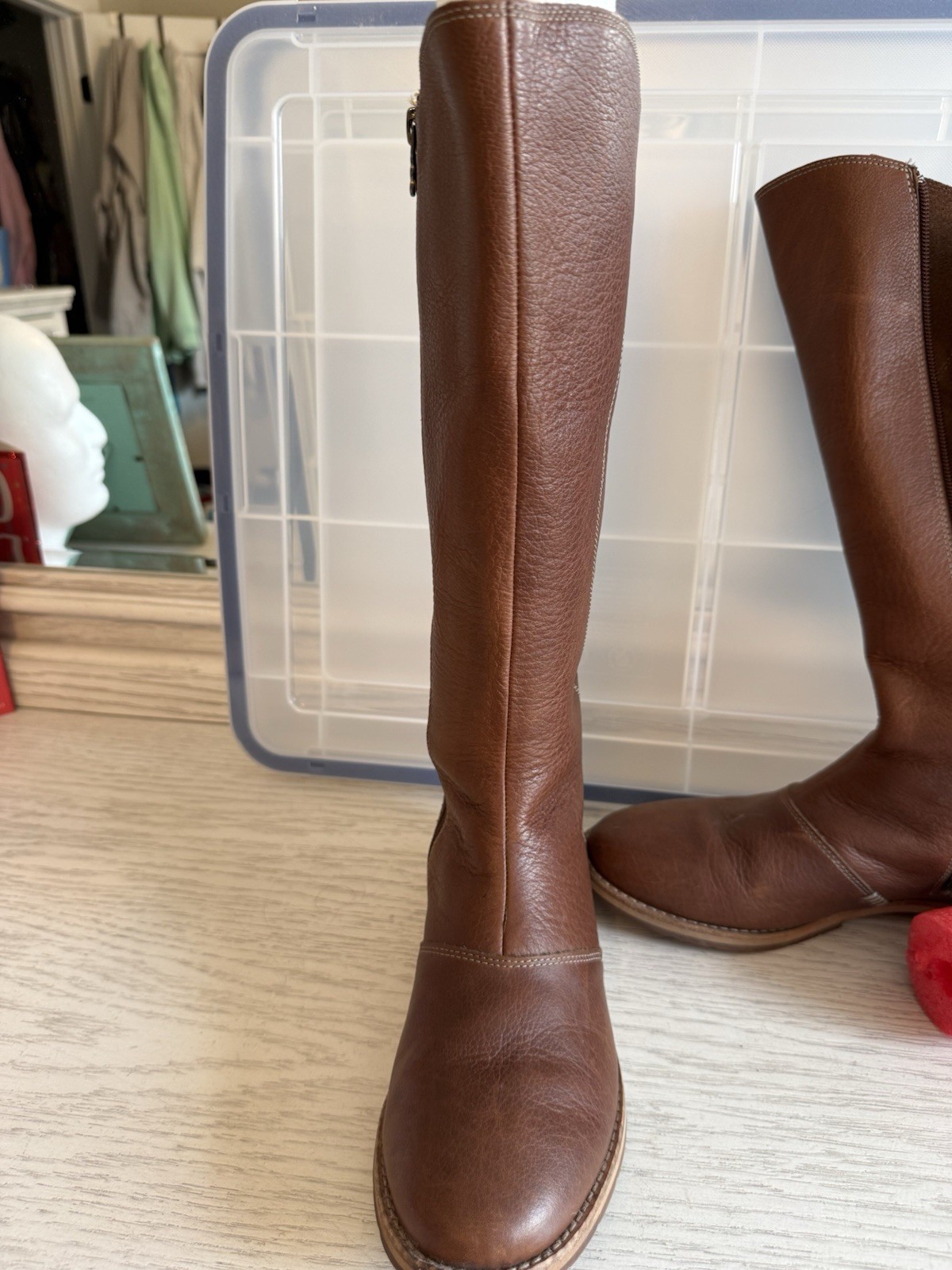 Ahnu Helena Women’s Tall Riding Boot Size 8 Leather Full Zip Round Toe Full Zip