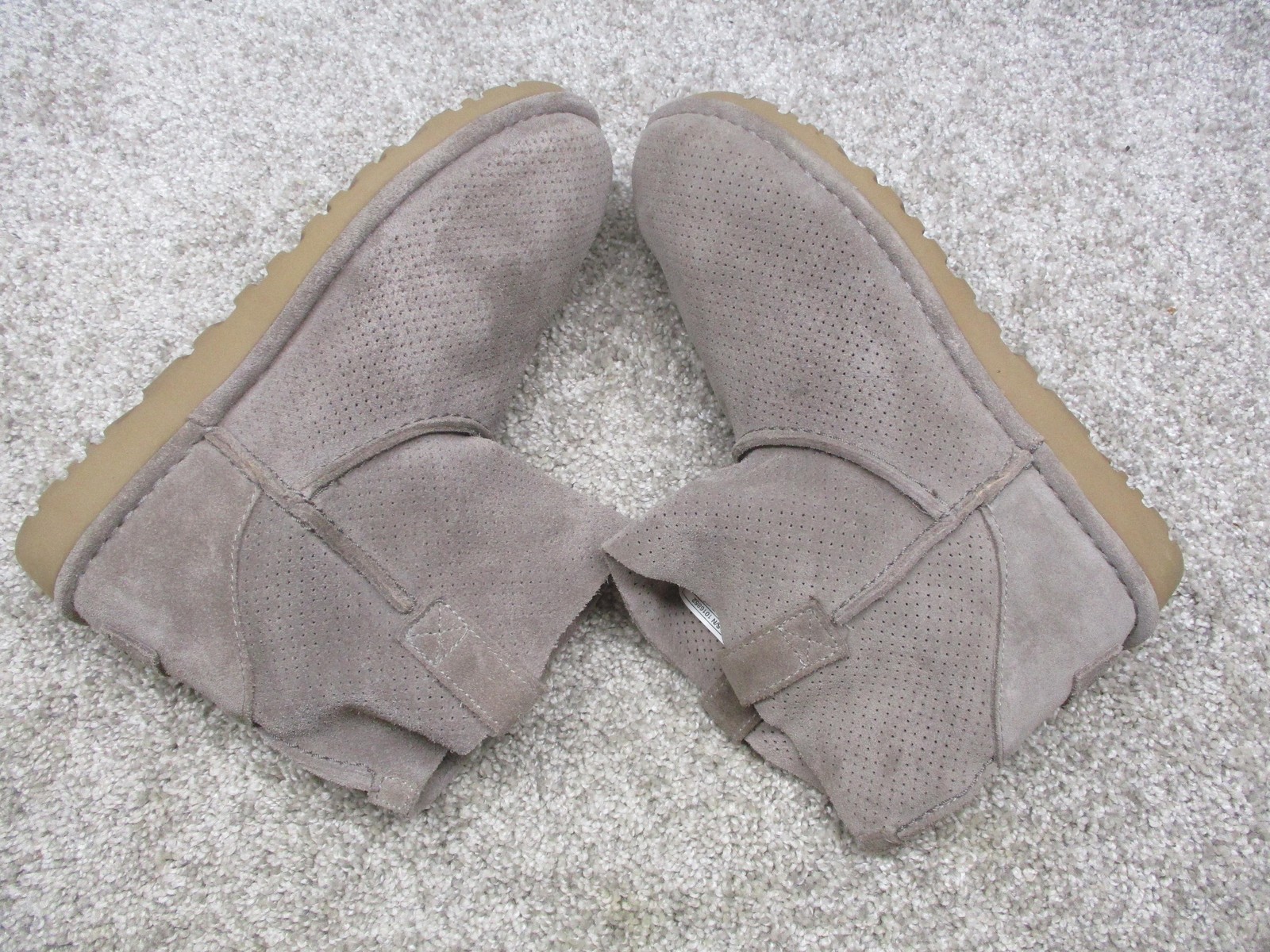 UGG Classic Unlined Mini Perf Boots Womens Size 8 Gray Suede Perforated 1016852