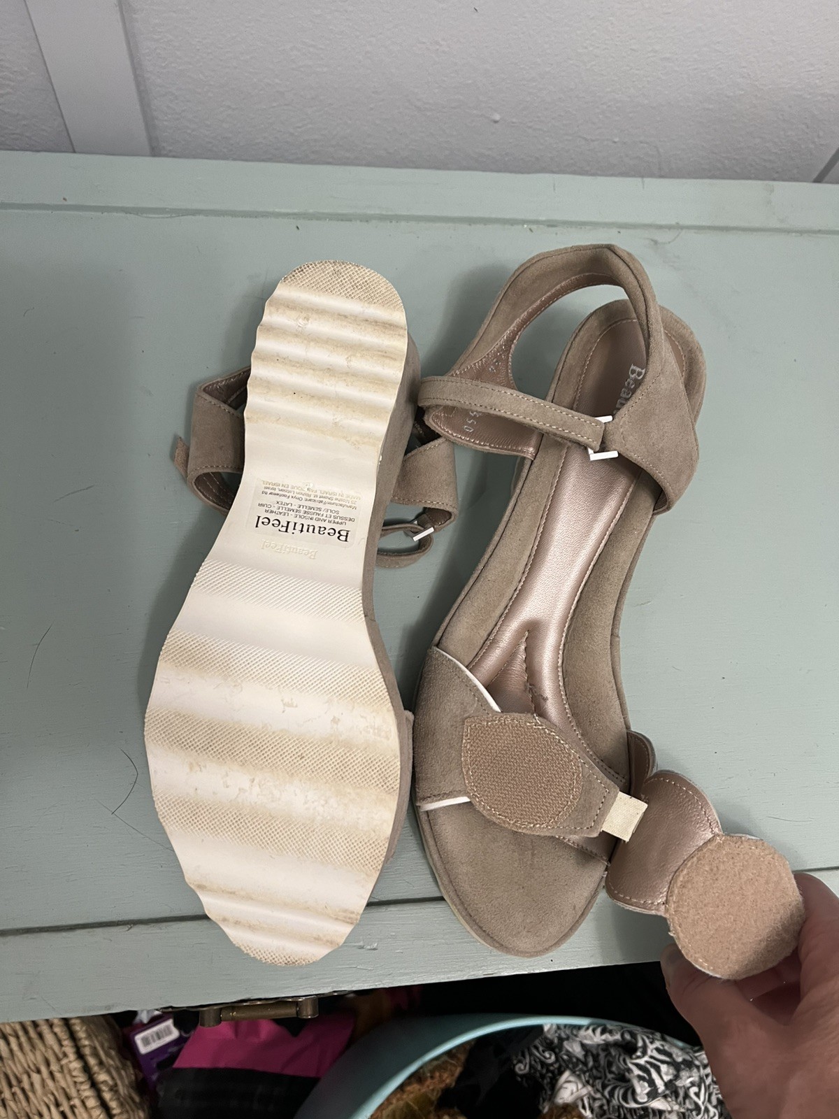 BeautiFeel Emma Sz 40 Tahini White taupe Women’s Comfort Sandal