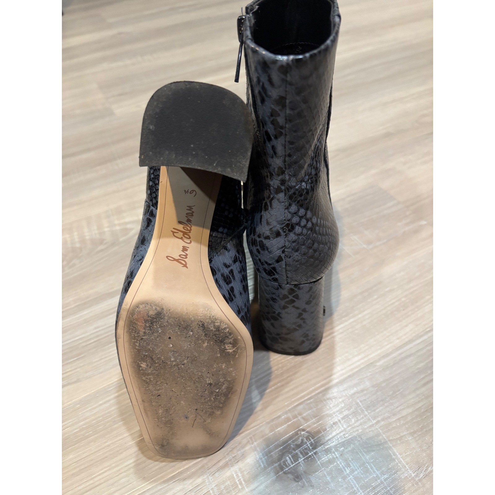 Sam Edelman Grey Black Snakeskin Embossed Square Toe Block Heel Ankle Boots 6.5