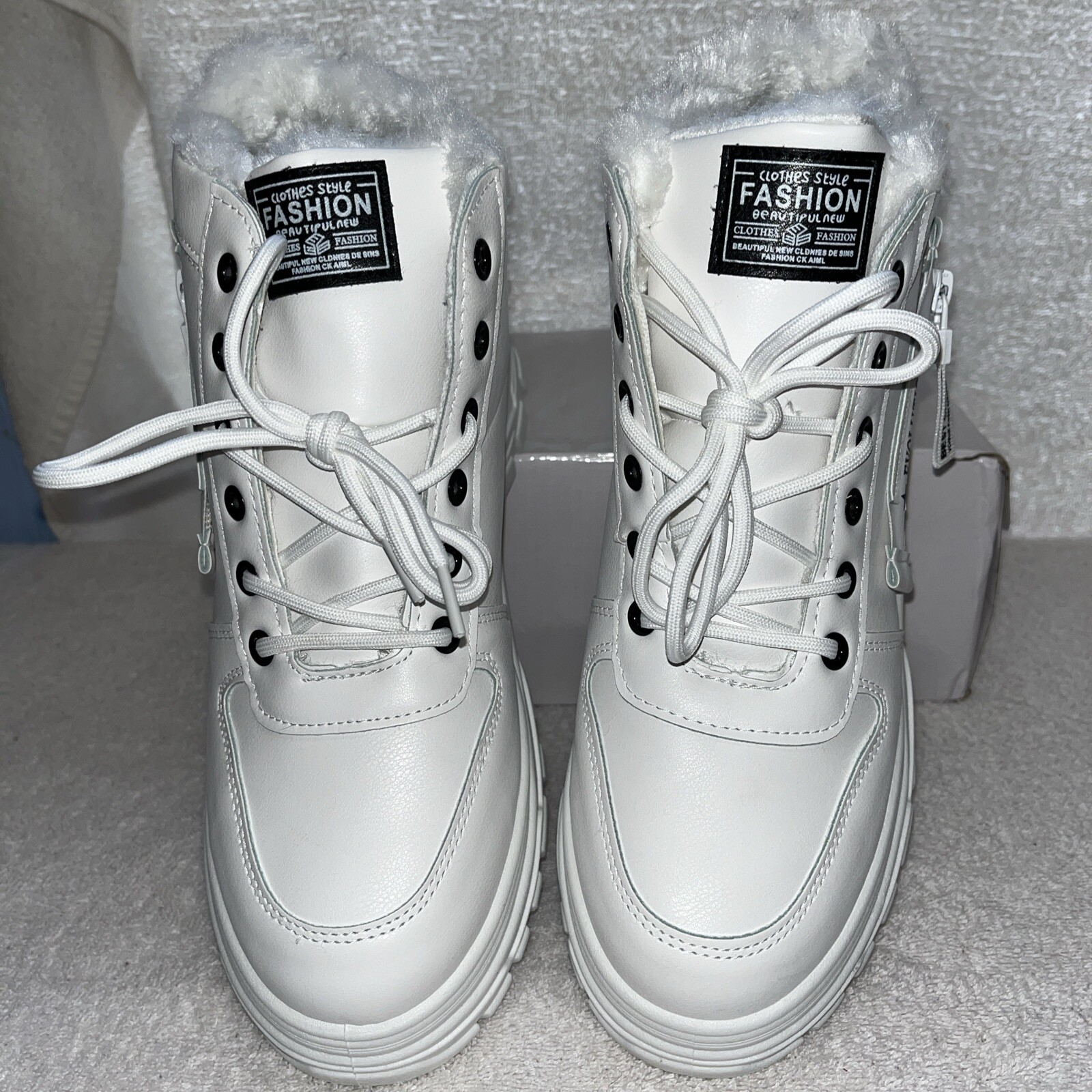 BNIB EVOLUTIONS HIGH TOP BOOTS~ White Size Woman’s 8