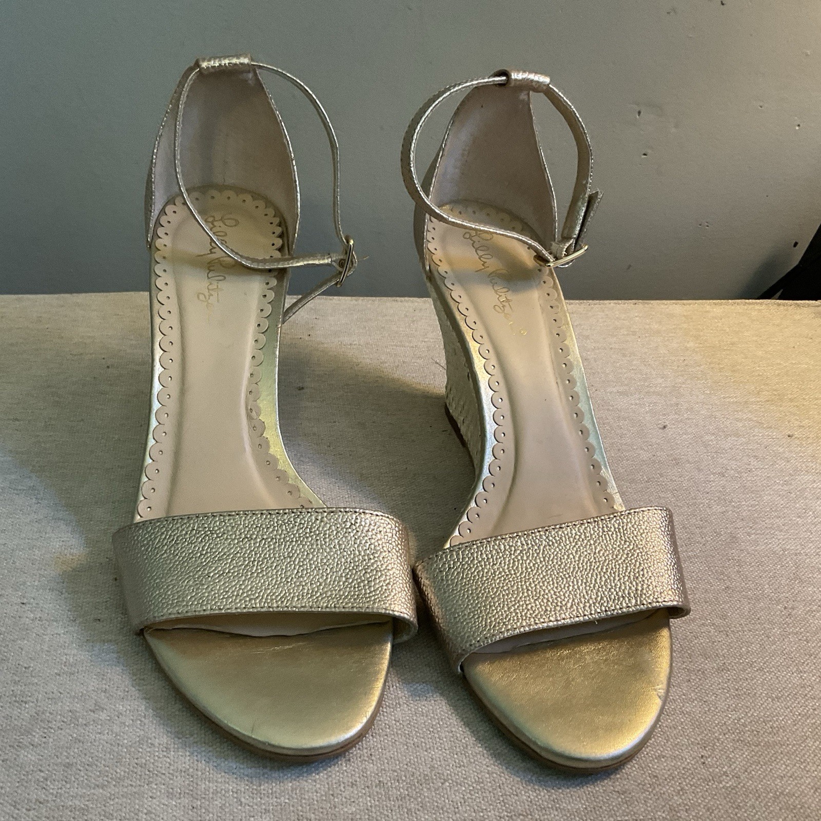 Lilly Pulitzer Bridgette Gold Metallic Leather Wedge Sandals Size 9M