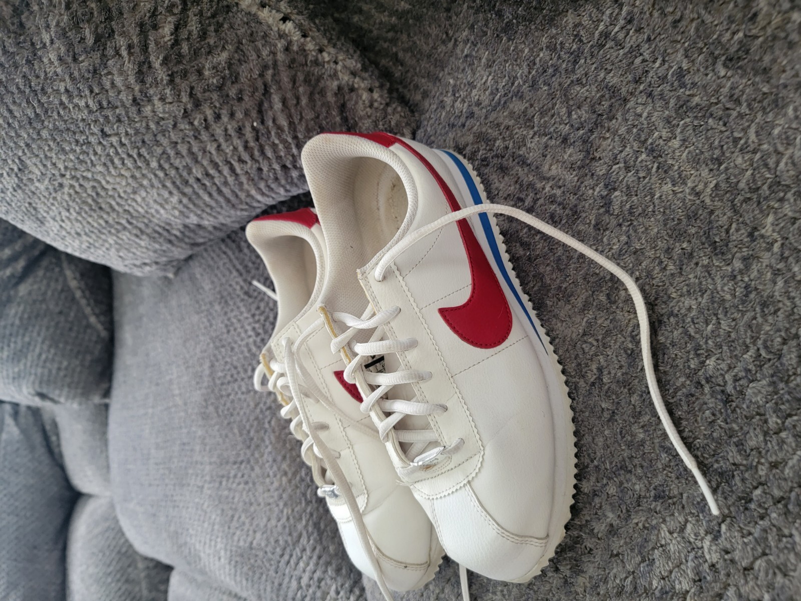 Size 7 – Nike Classic Cortez White Red