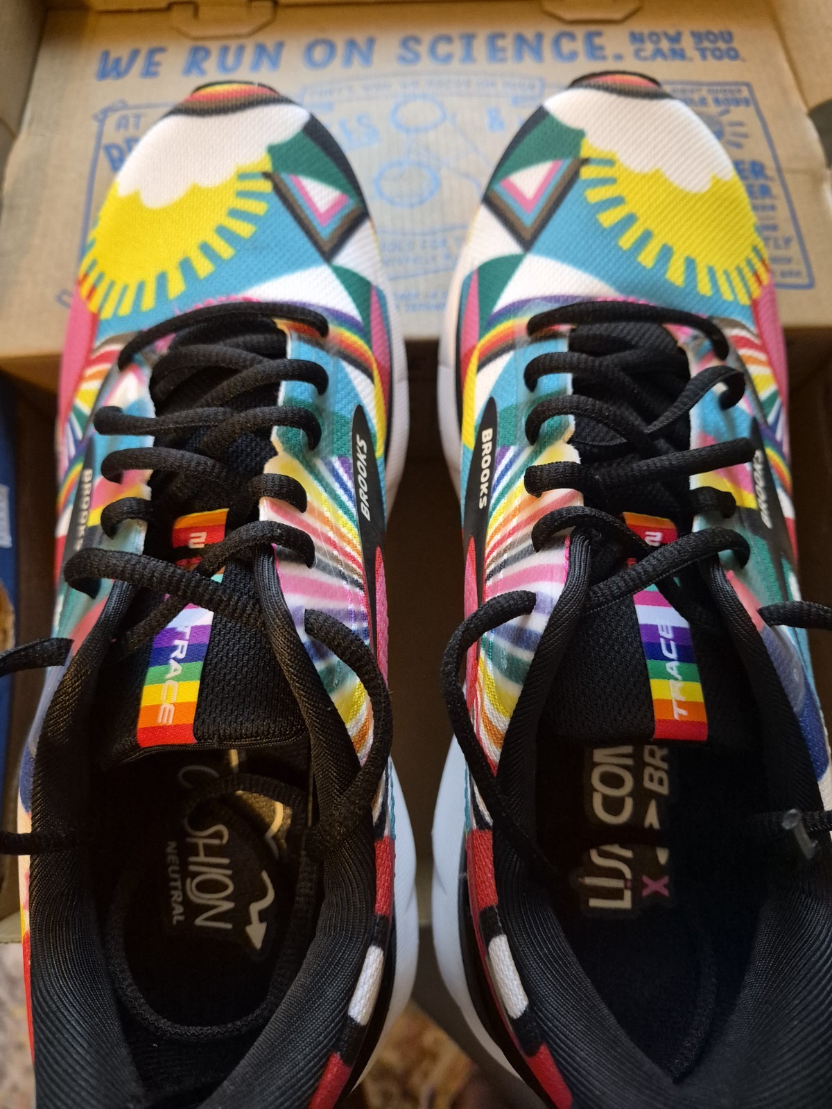 Brooks Trace 2 Women’s 8.5 – PRIDE Lisa Congdon sneakers. New In Box!