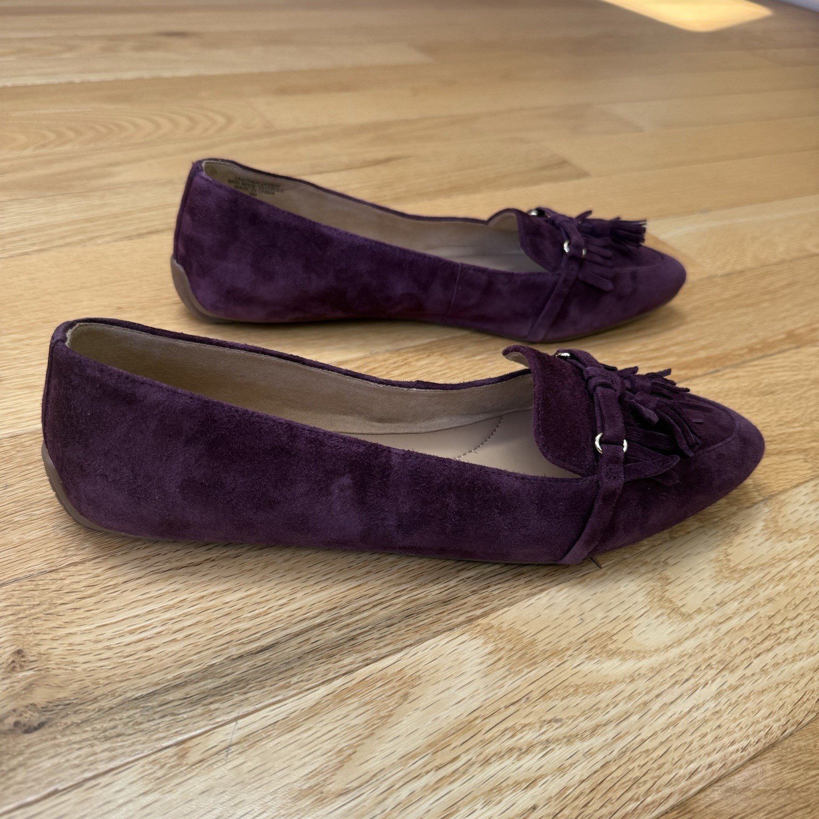 Talbots Women’s Flat Dress Shoes Size 9 Plum Purple Leather Slip On Loafers