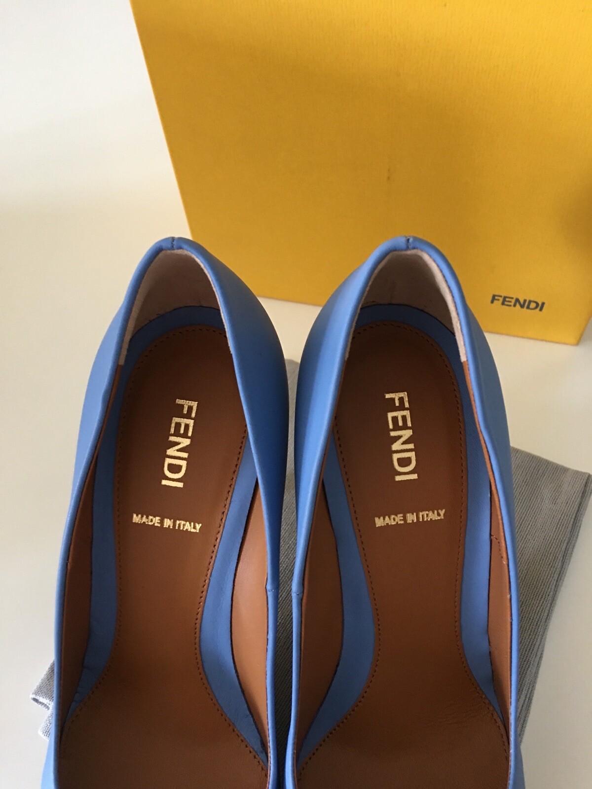 NWT FENDI POINTED TOE BLUE LEATHER PUMP HEELS SHOES SIZE IT 36 US 6
