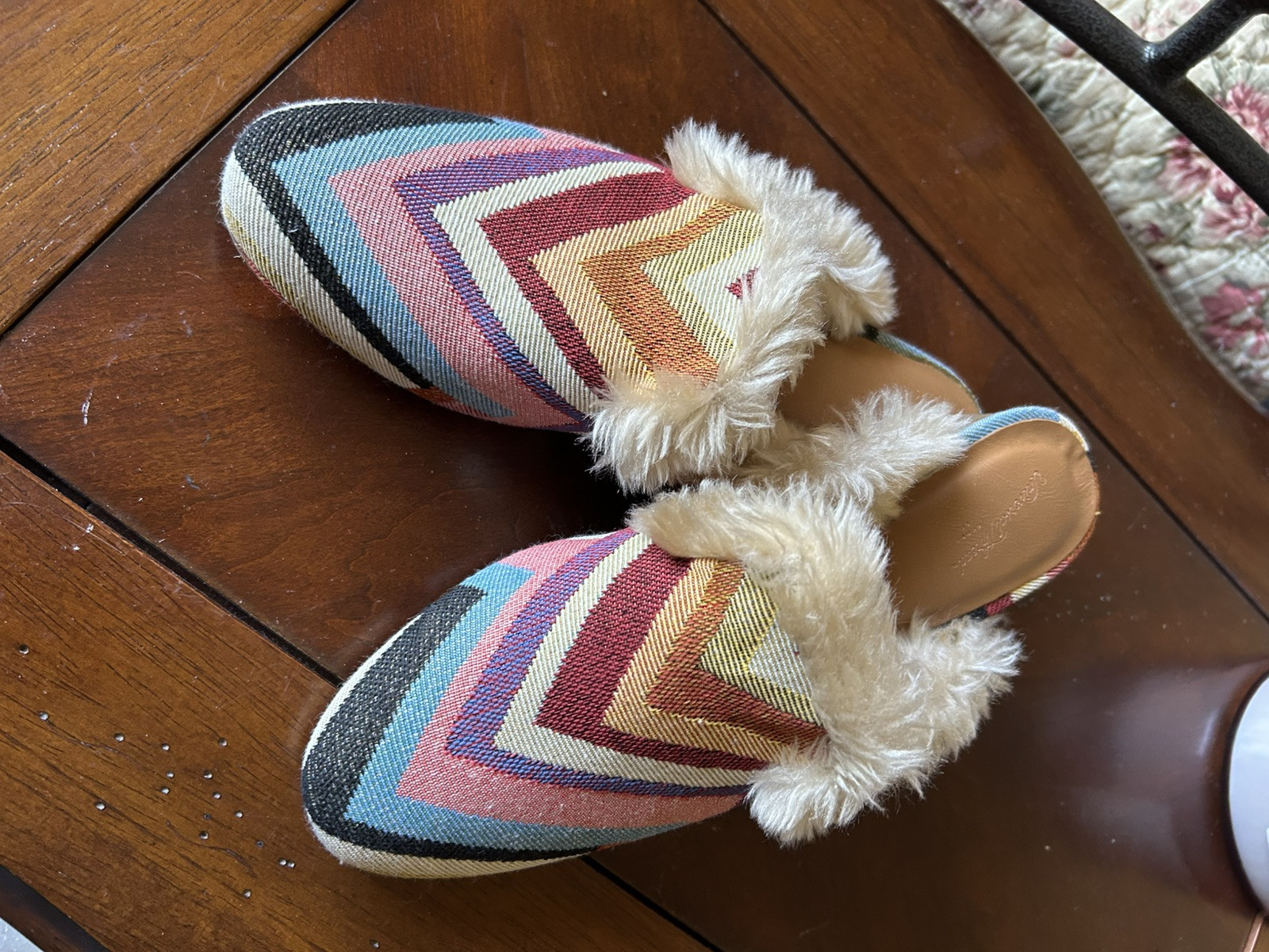 Universal Thread faux fur lined chevron mules shoes 6.5 bibiana rainbow
