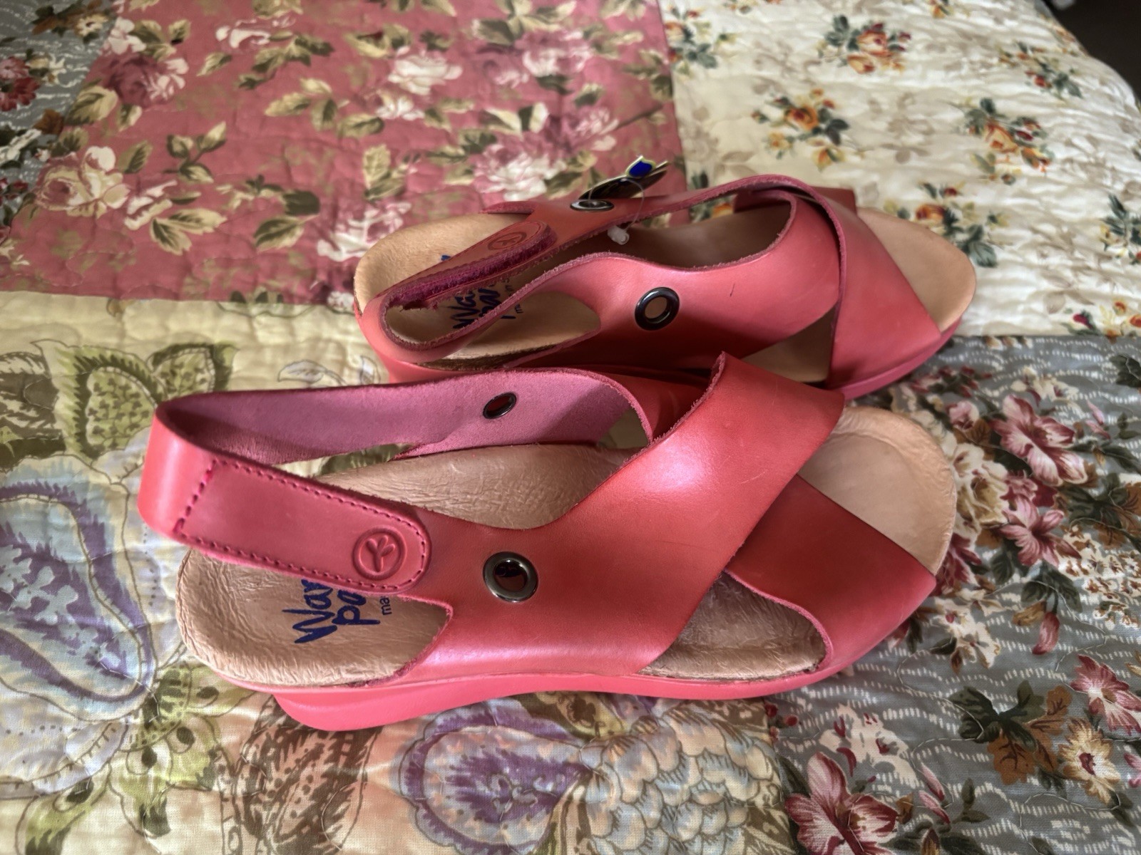 Wanda Panda “Martina” Wedges-NWOB-Size 37