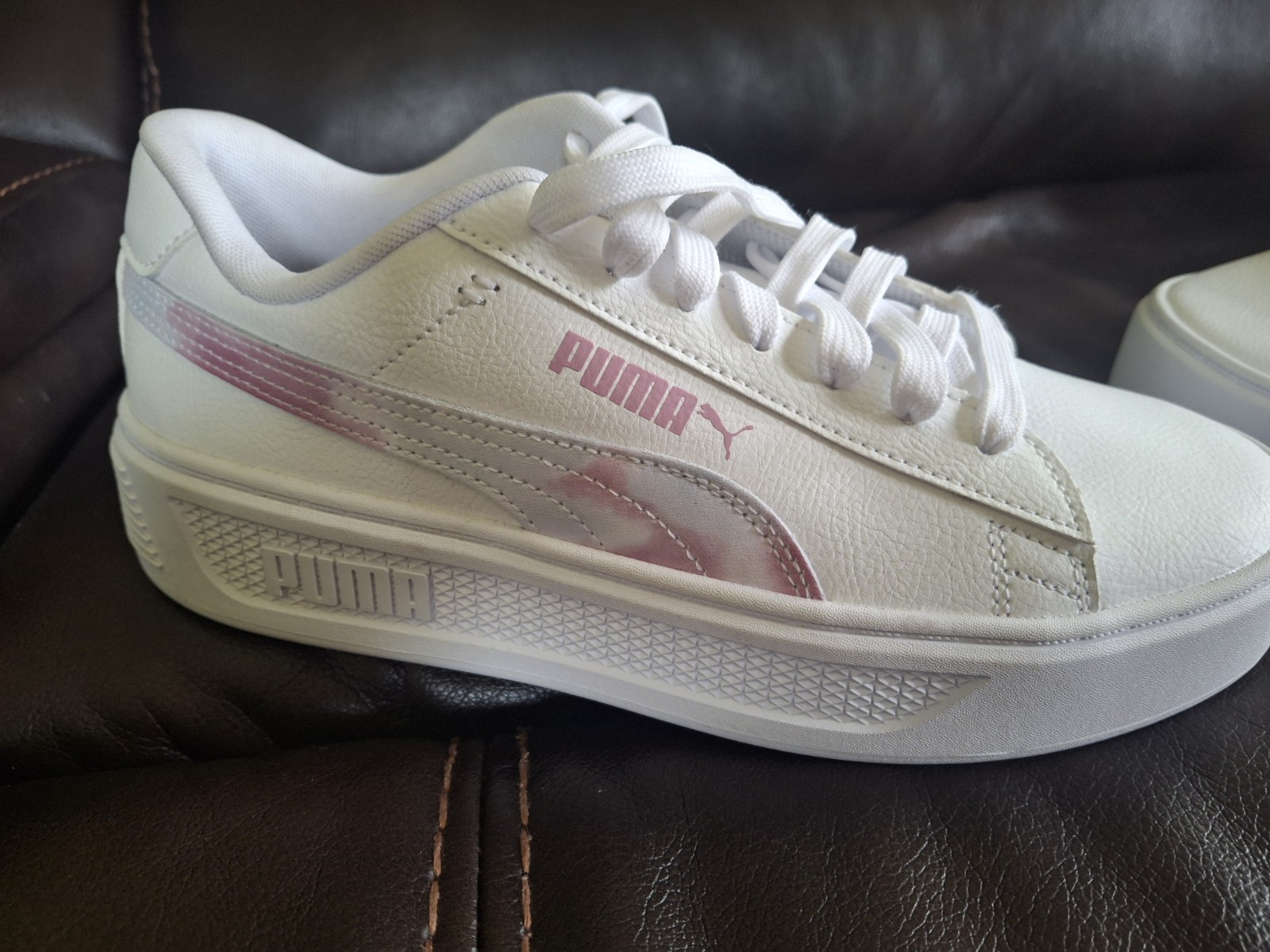 PUMA Shoes Women’s size 9 Smash Platform v3 Sneakers White Lilac Chiffon Lace Up