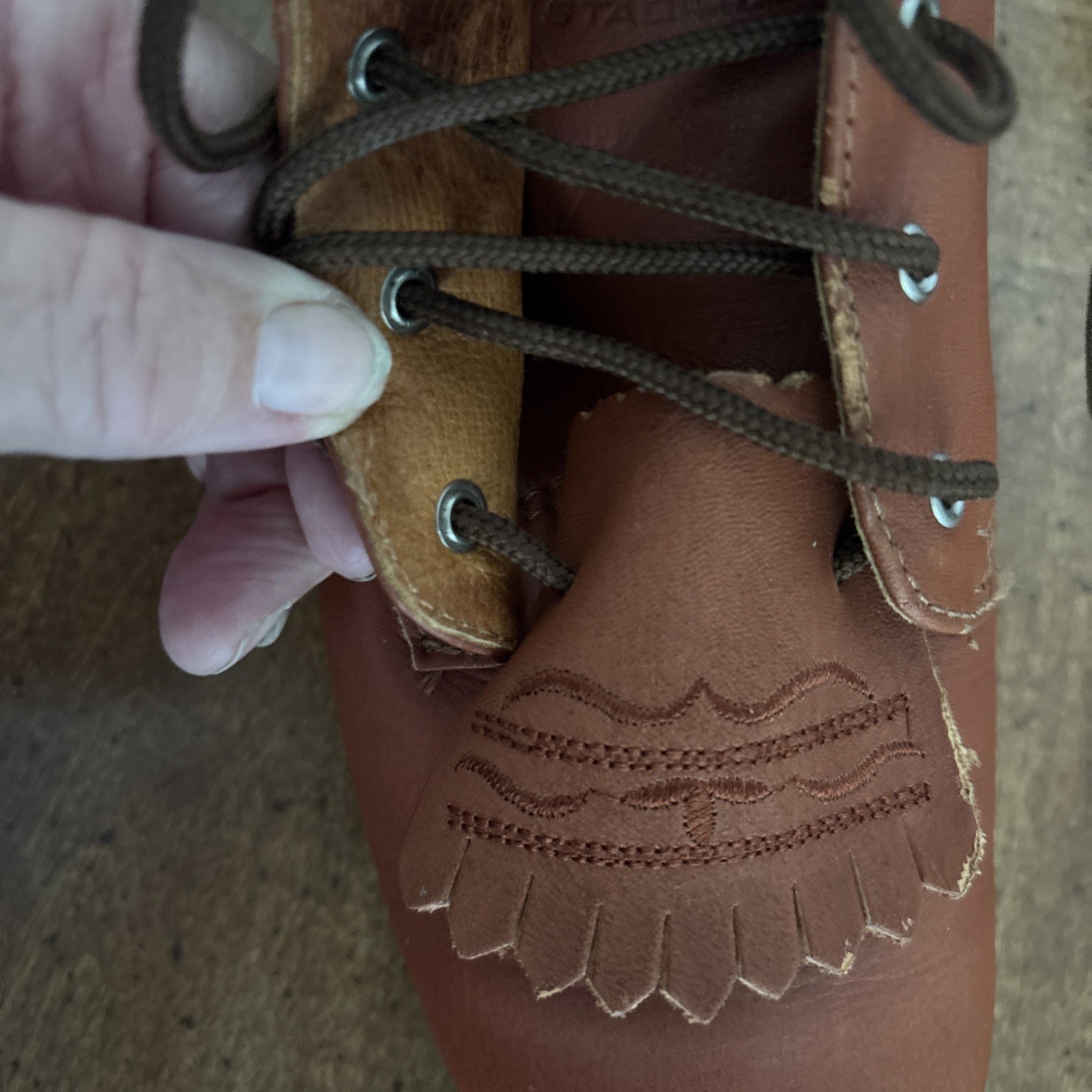 Ariat Woman’s Chukka ATS Ankle Boots Lace-Up Fringe Brown Leather Womens 7.5