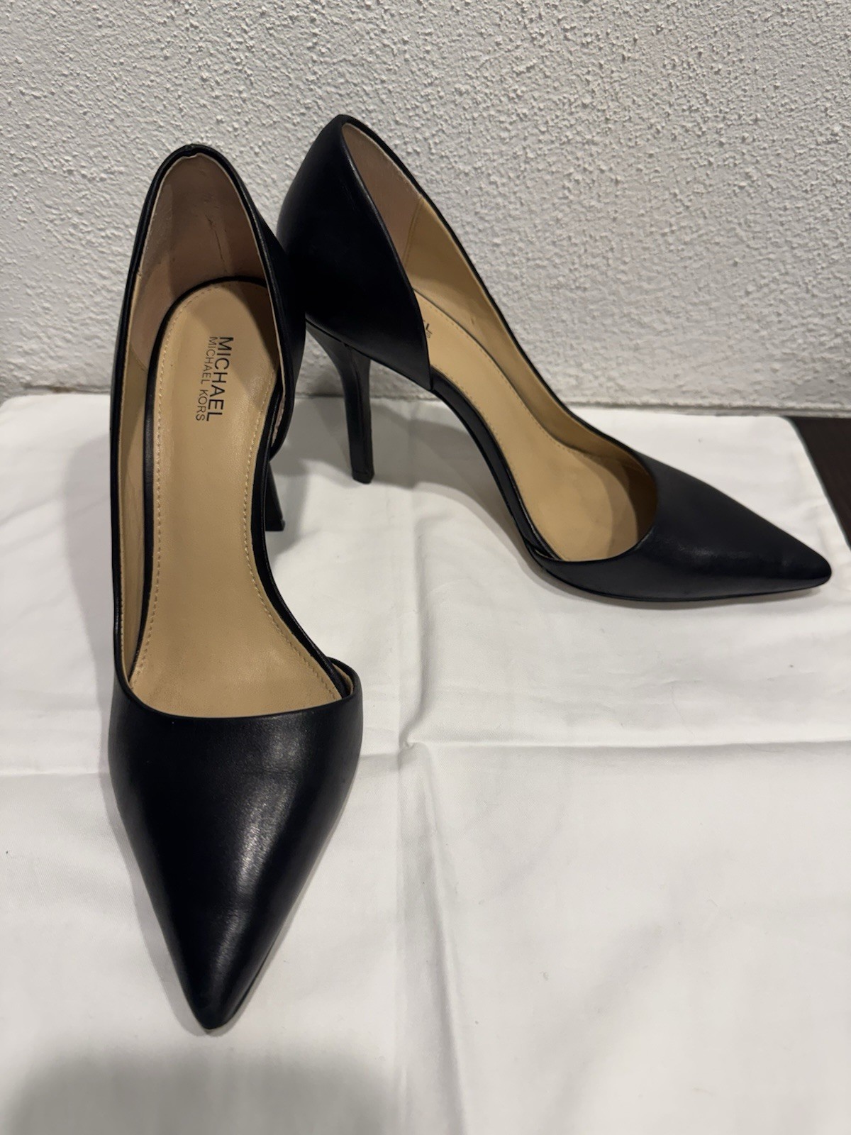 Michael Kors Women’s Black Leather Pointed Toe Stiletto Pumps 7.5M