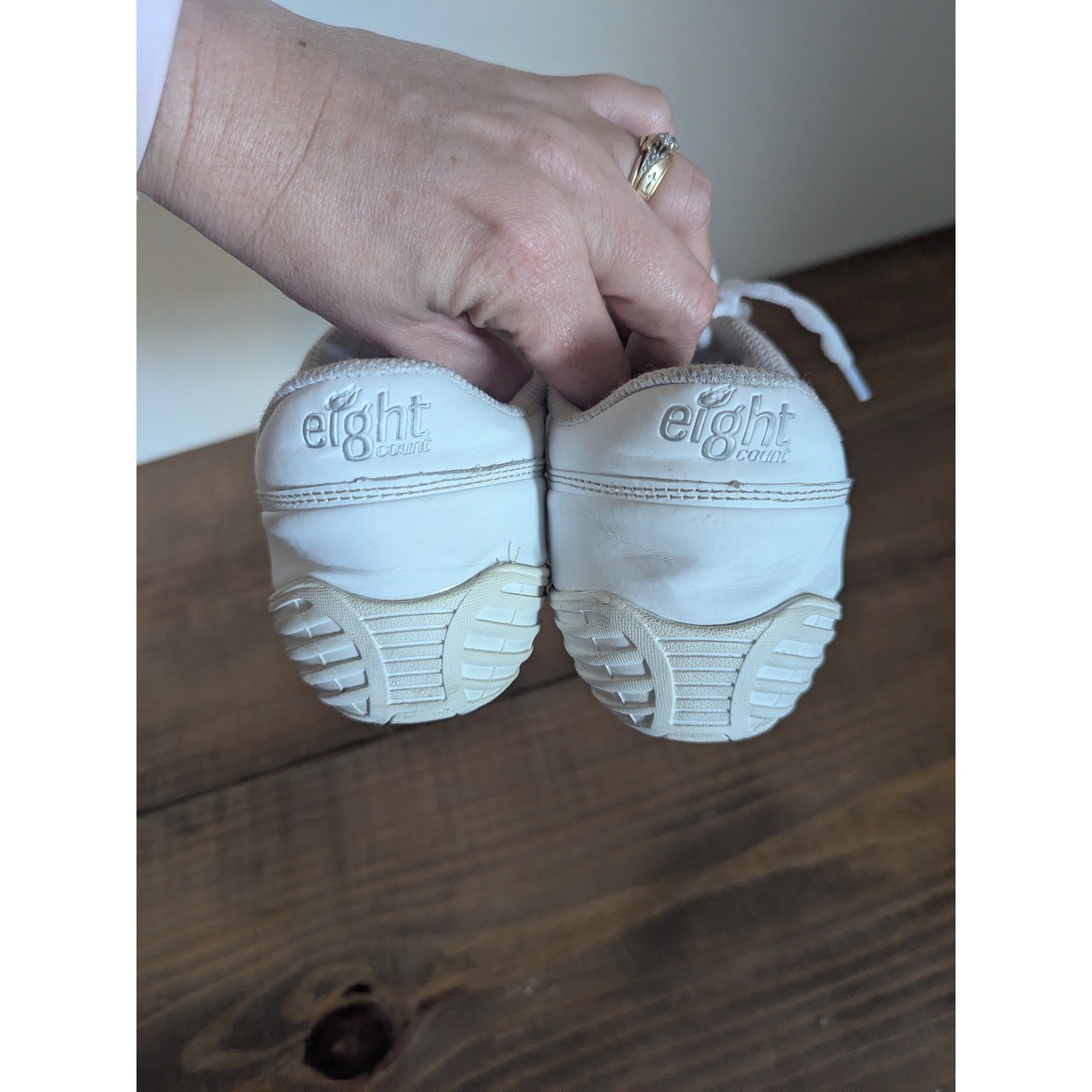 Eight Count Elevate Cheer Dance Sneakers White Athletic Shoes Women A8