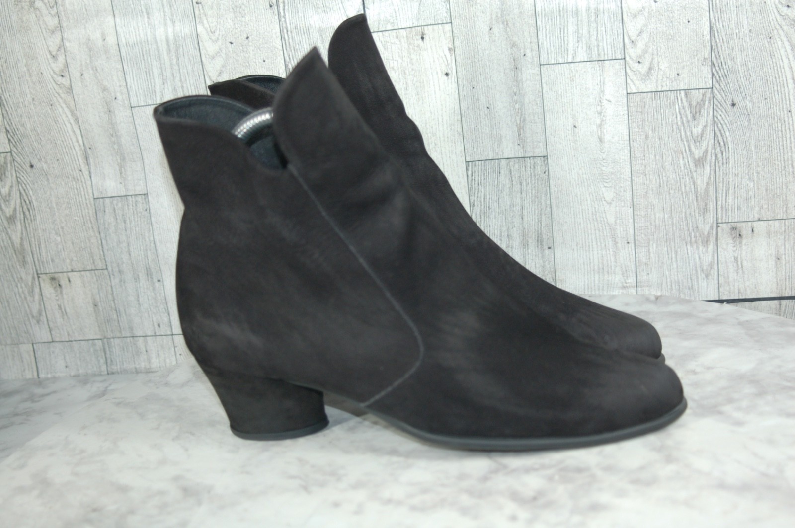 Arche Musaca Chelsea Boots Women 8M Shoes Black Nubuck Heel Pull On Ankle Bootie