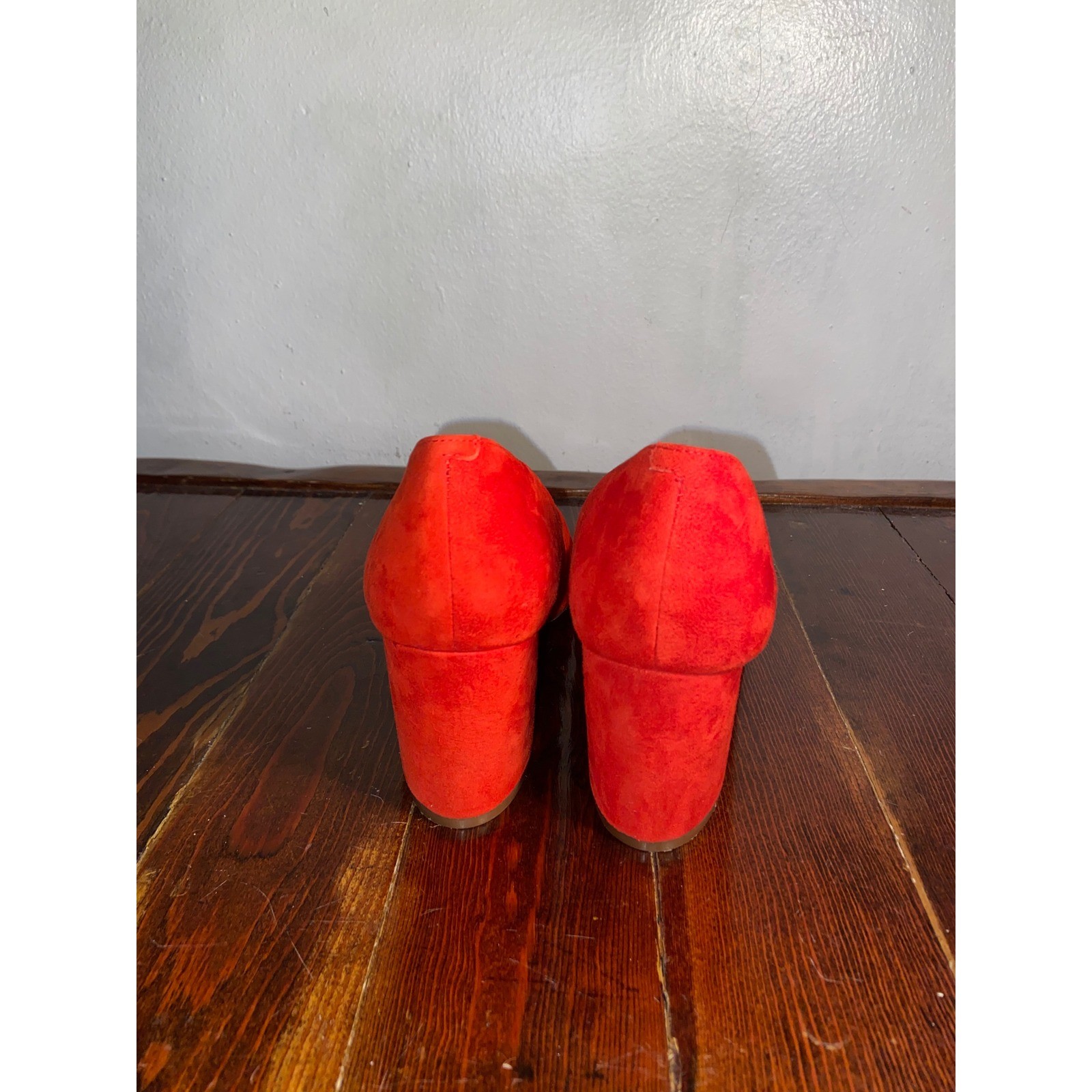 Marc Fisher Zala Red Suede Block Heel Pointed Toe Pumps 8.5 Classic Maximalist