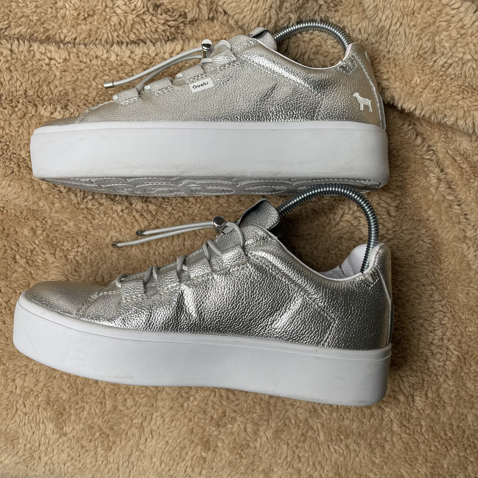 Goats Silver Metallic Platform Sneakers Women Size 4 Leather Upper