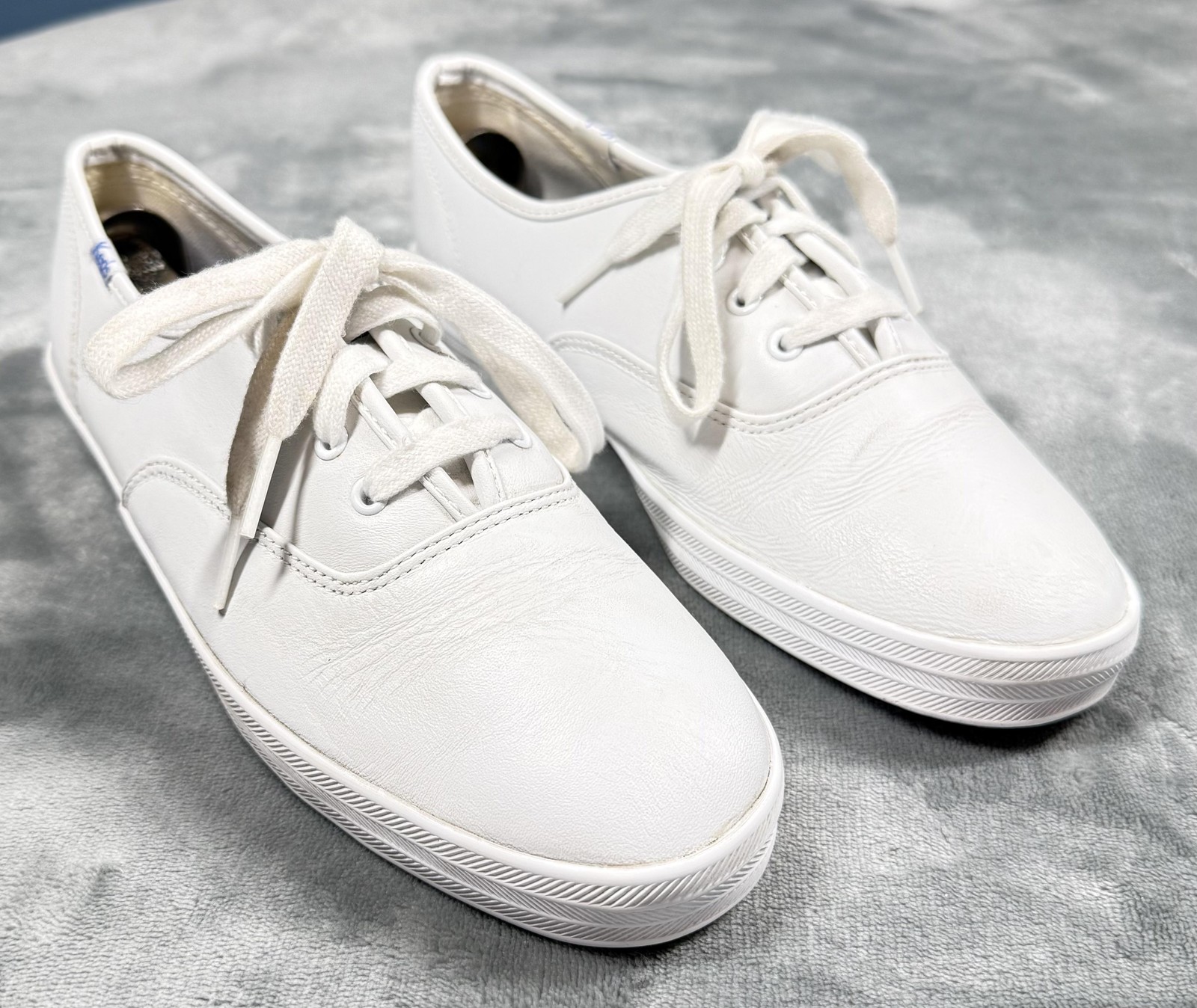Keds Shoes Womens Size 8 White Leather Lace Up Casual Walking Sneakers WH45750M