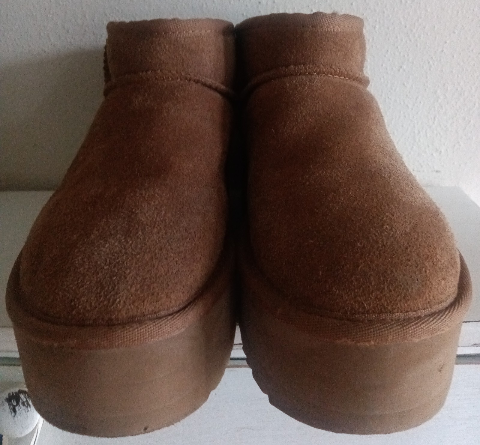 UGG Women’s Size 5 Classic Ultra Mini Platform Boot Chestnut 1135092 NO BOX