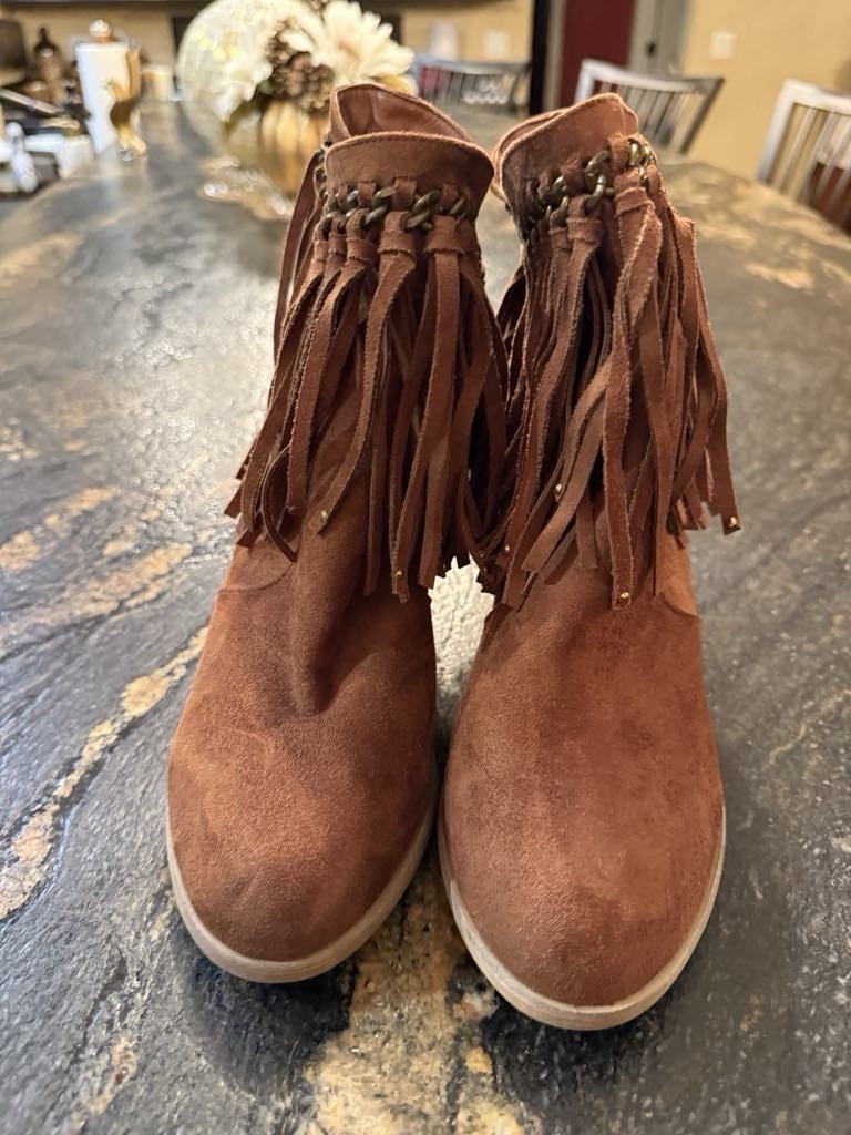 Not Rated Alonzo Fringe Western Booties Brown Suede Ankle Side Zip Womens Sz 8.5