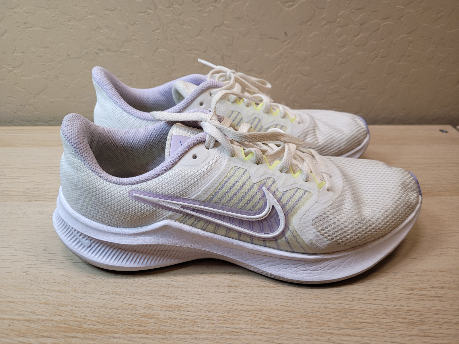 SIZE 11 -Nike Downshifter 11 Running Shoes Womens Sneakers White Lime CW3413-102