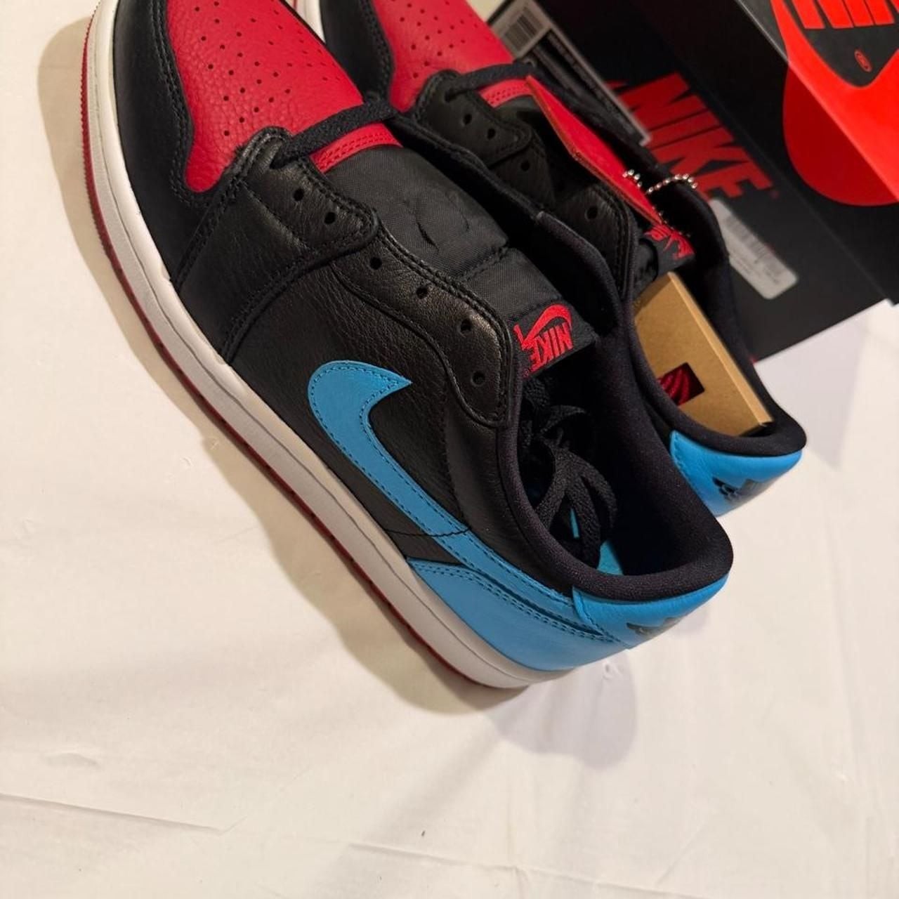 Nike Air Jordan 1 Low UNC to Chi Women’s Size 9.5